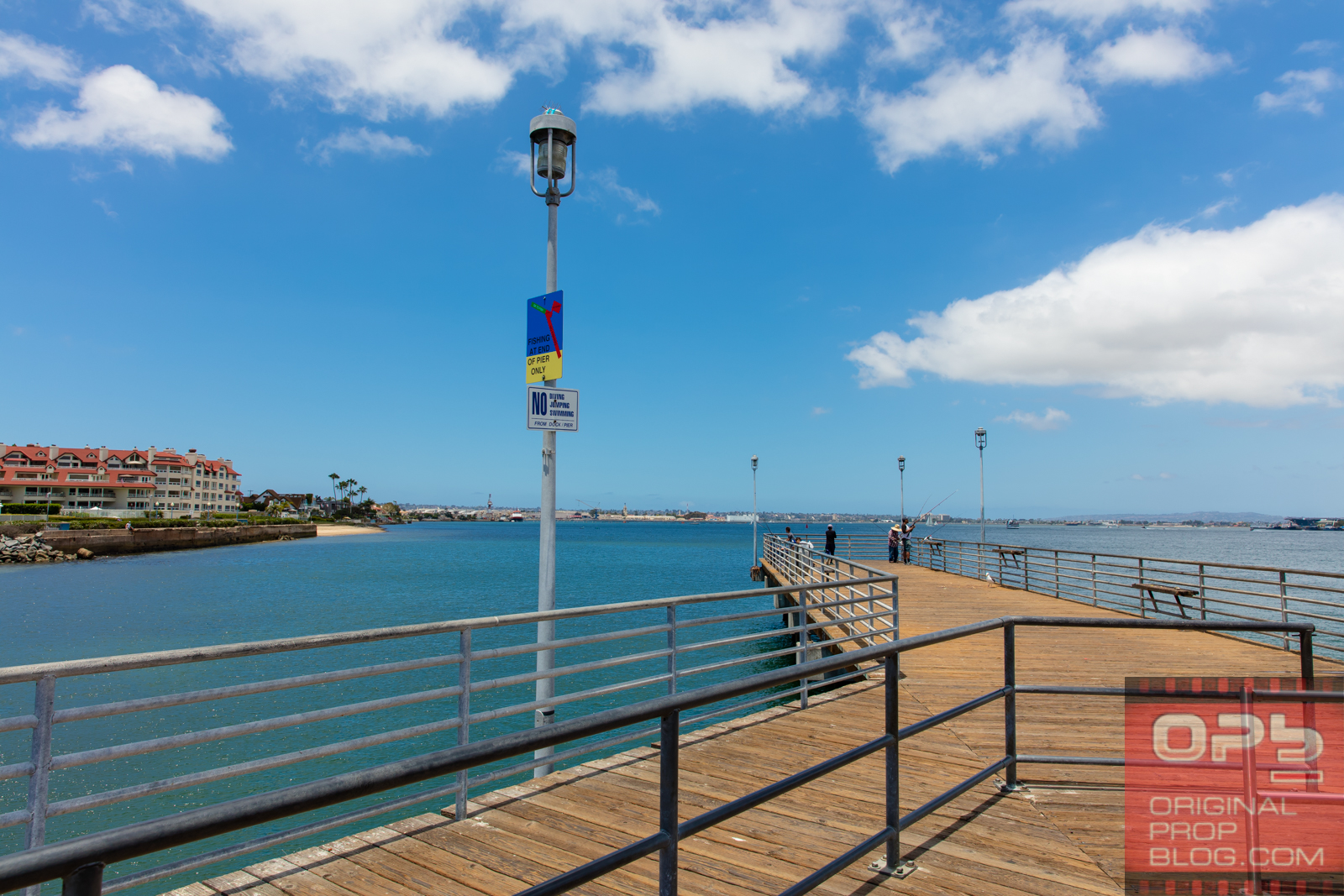 Coronado-Ferry-Landing-Marketplace-Bay-Resort-Hotel-San-Diego-Comic-Con-Travel-Lodging-02