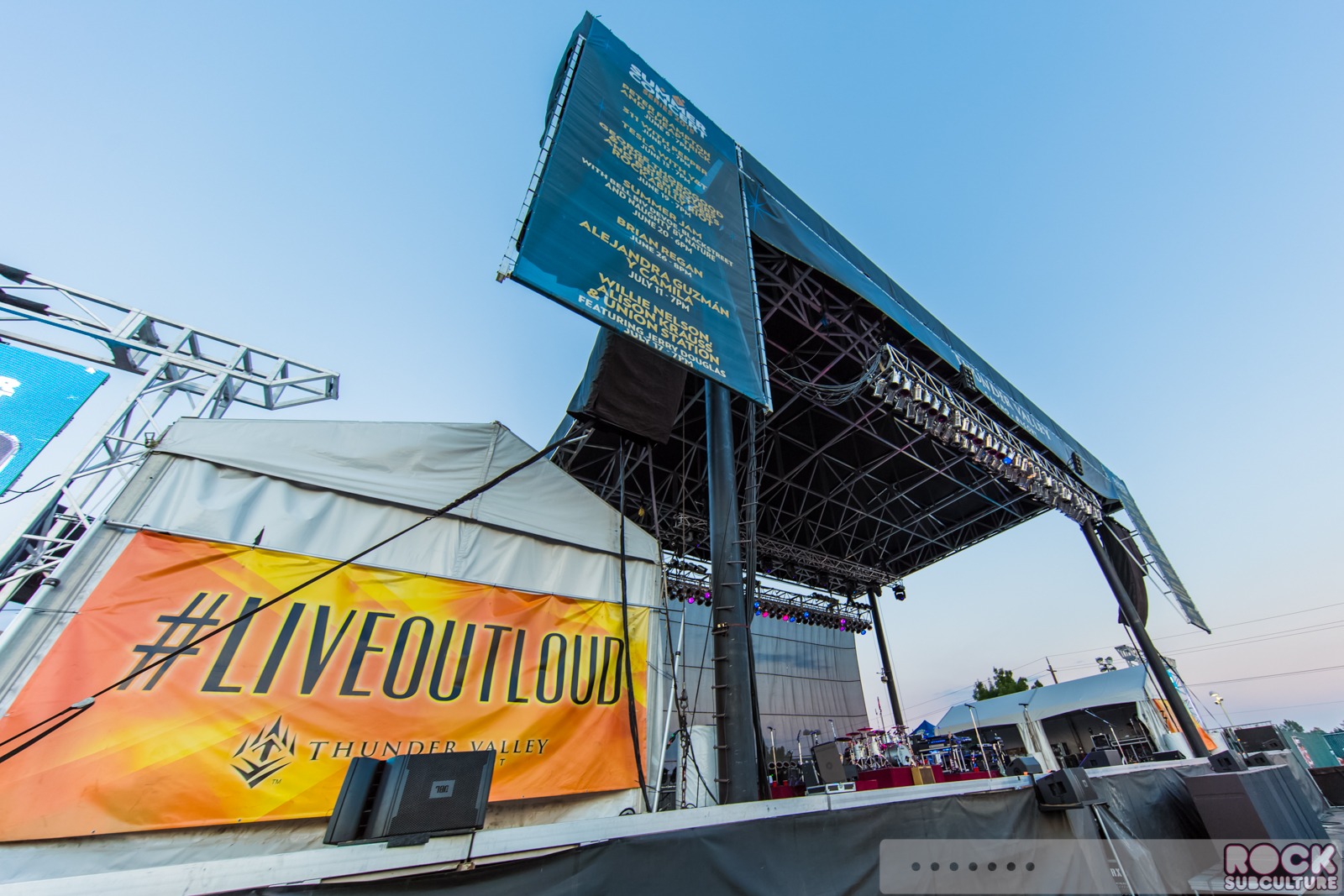Huey-Lewis-And-The-News-Eddie-Money-2015-Tour-Photos-Concert-Review-Thunder-Valley-Lincoln-045