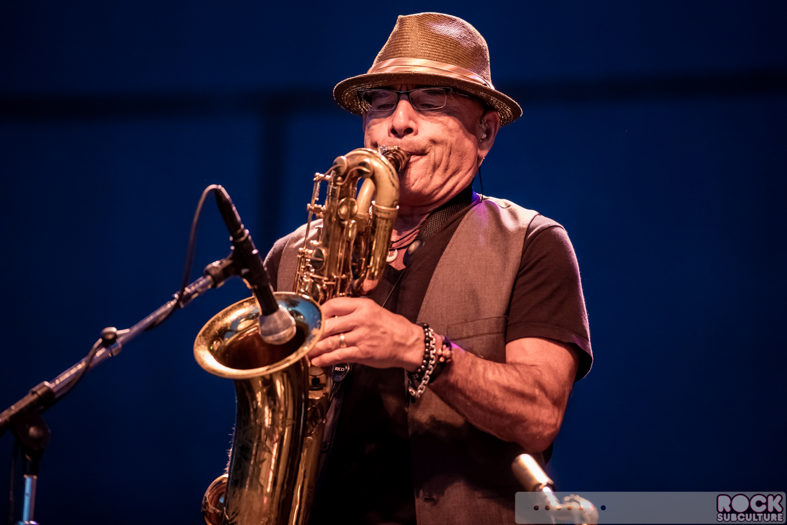 Huey-Lewis-And-The-News-Eddie-Money-2015-Tour-Photos-Concert-Review-Thunder-Valley-Lincoln-088