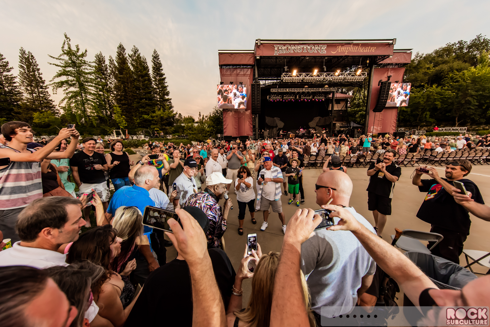 Steve-Miller-Band-Buddy-Guy-2015-Tour-Concert-Review-Photos-Ironstone-Winery-REG-140