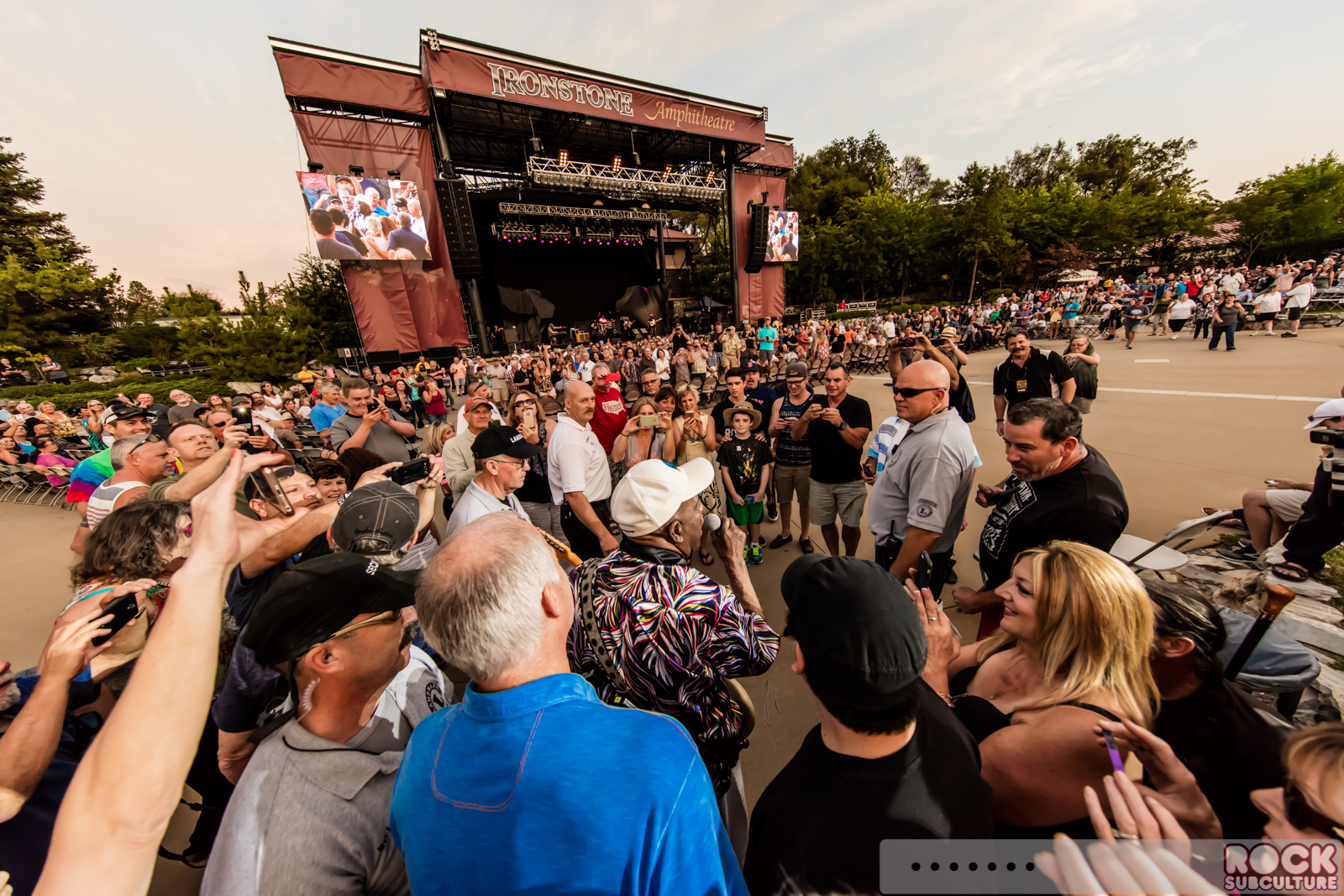 Steve-Miller-Band-Buddy-Guy-2015-Tour-Concert-Review-Photos-Ironstone-Winery-REG-141