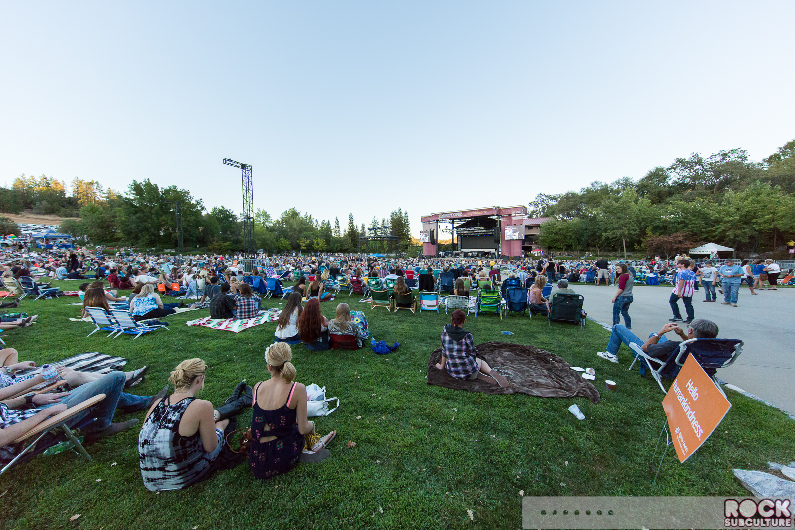 The-Band-Perry-2015-Tour-Concert-Review-Photos-Ironstone-Amphitheatre-0644