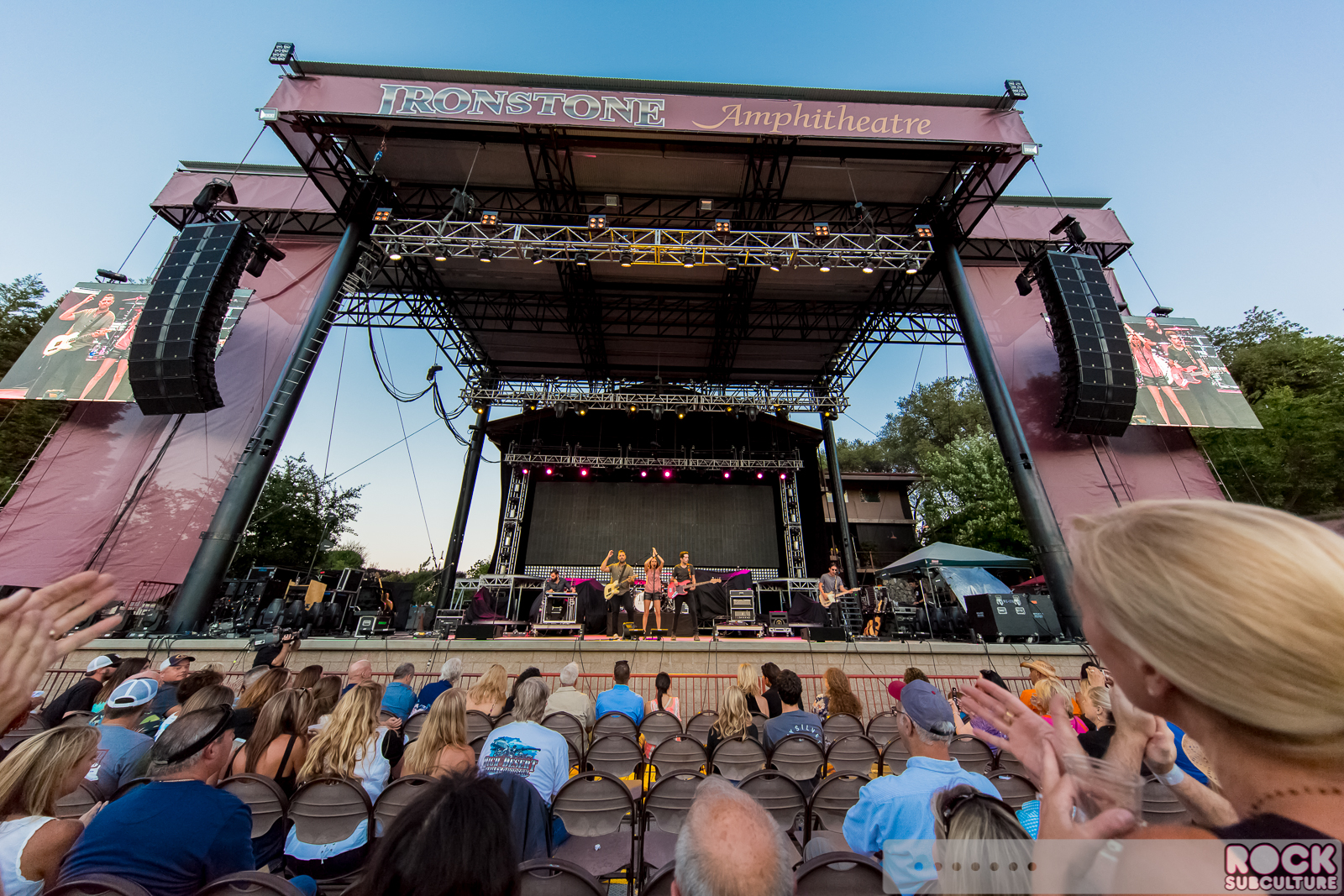 The-Band-Perry-2015-Tour-Concert-Review-Photos-Ironstone-Amphitheatre-1063