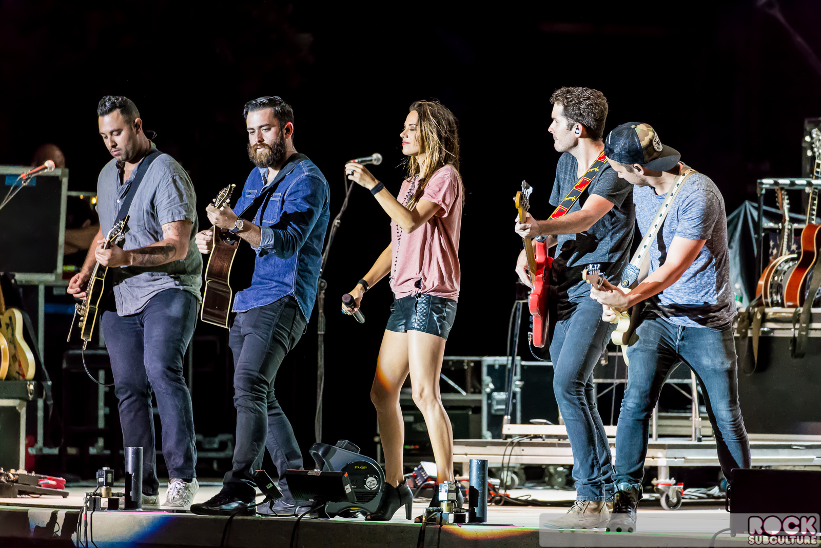 The-Band-Perry-2015-Tour-Concert-Review-Photos-Ironstone-Amphitheatre-1435