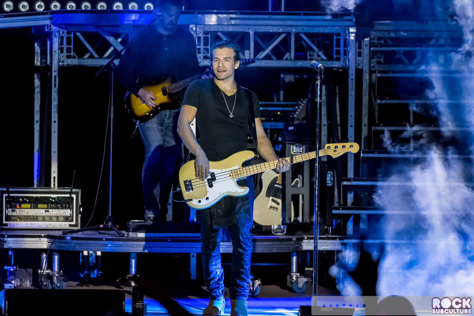 The-Band-Perry-2015-Tour-Concert-Review-Photos-Ironstone-Amphitheatre-1664