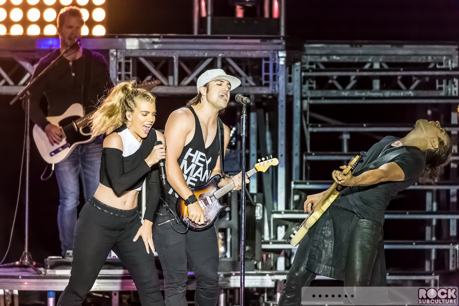 The-Band-Perry-2015-Tour-Concert-Review-Photos-Ironstone-Amphitheatre-2206