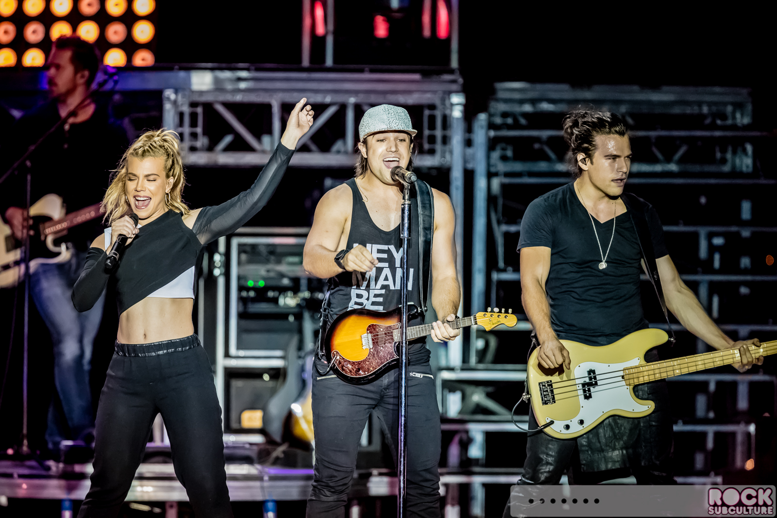 The-Band-Perry-2015-Tour-Concert-Review-Photos-Ironstone-Amphitheatre-2320
