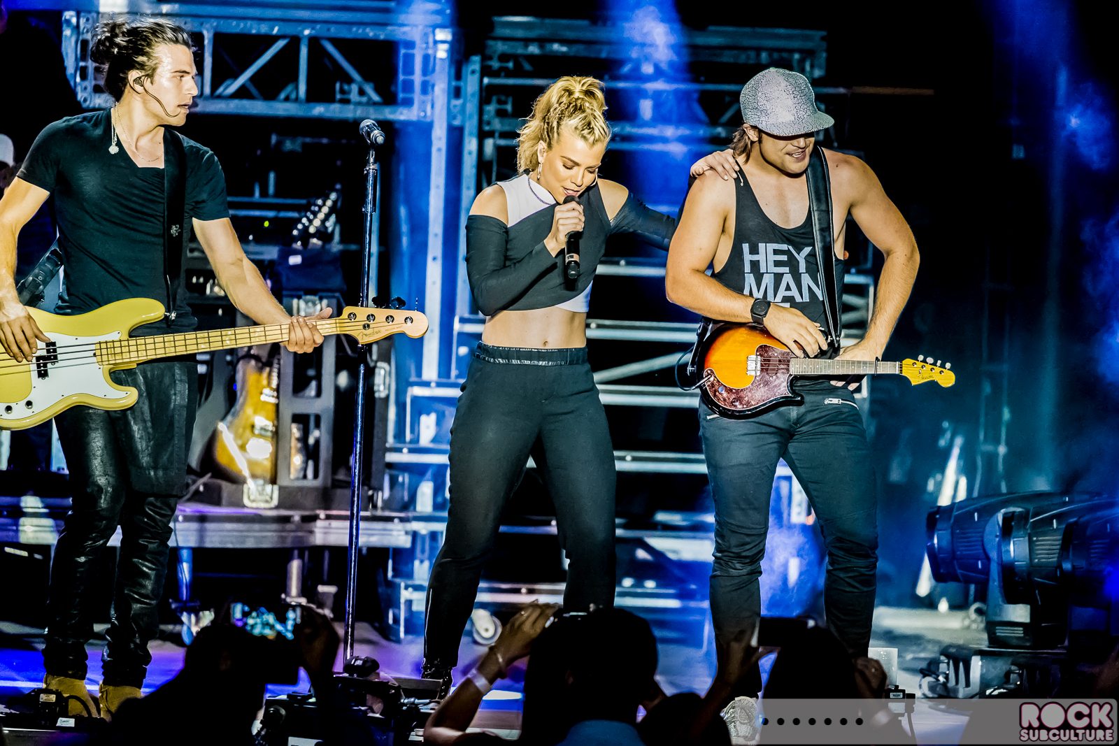 The-Band-Perry-2015-Tour-Concert-Review-Photos-Ironstone-Amphitheatre-2356