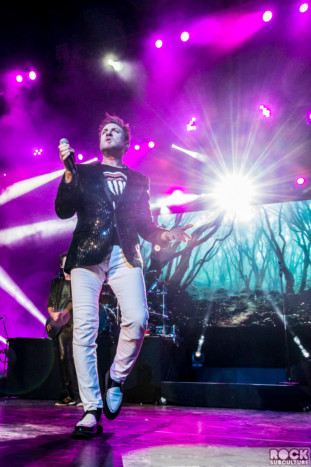 Duran-Duran-Paper-Gods-Tour-2015-Concert-Review-Photos-1313