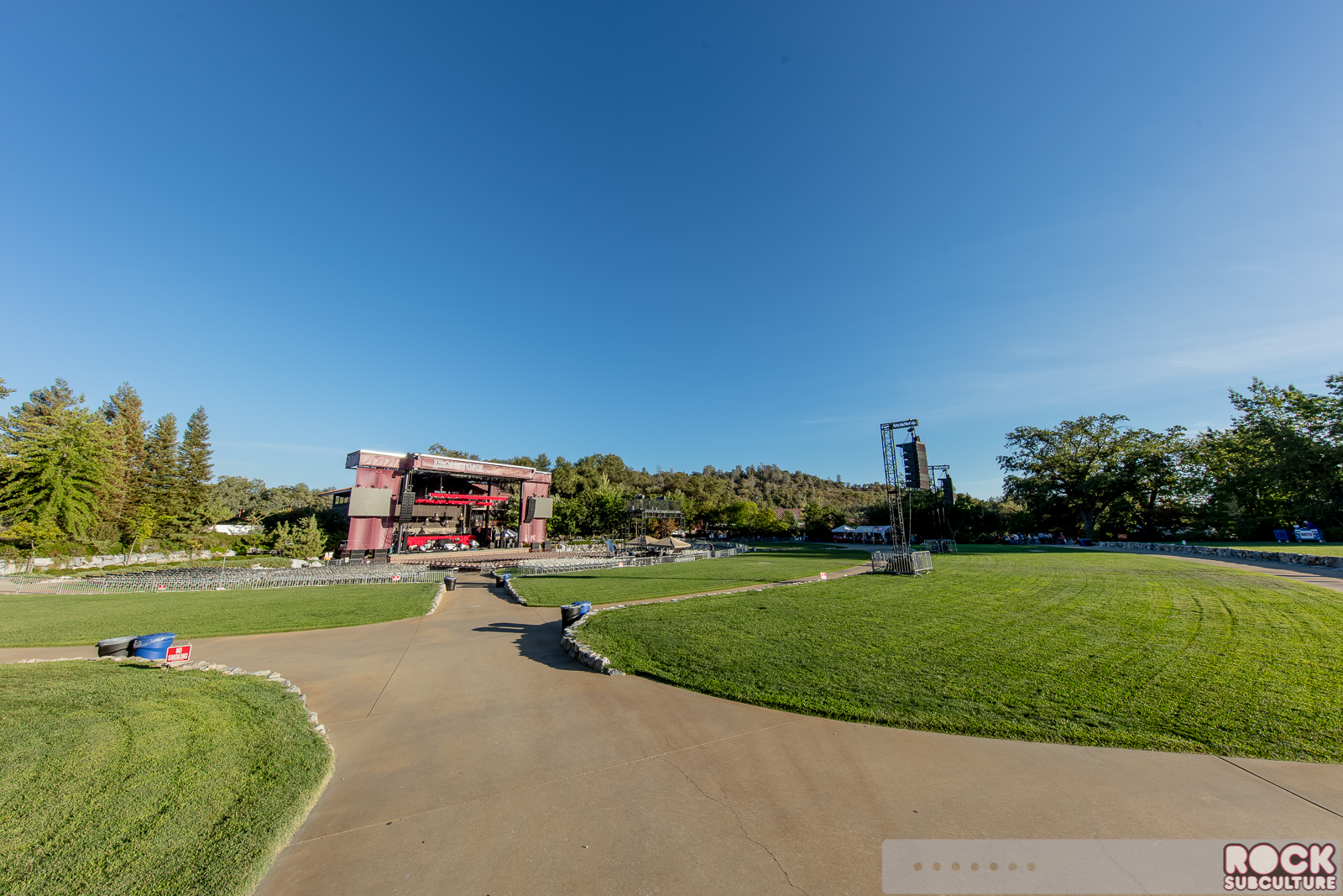 Hall-And-Oates-Ironstone-Amphitheatre-2015-Concert-Photos-Review-Murphys-CA-005