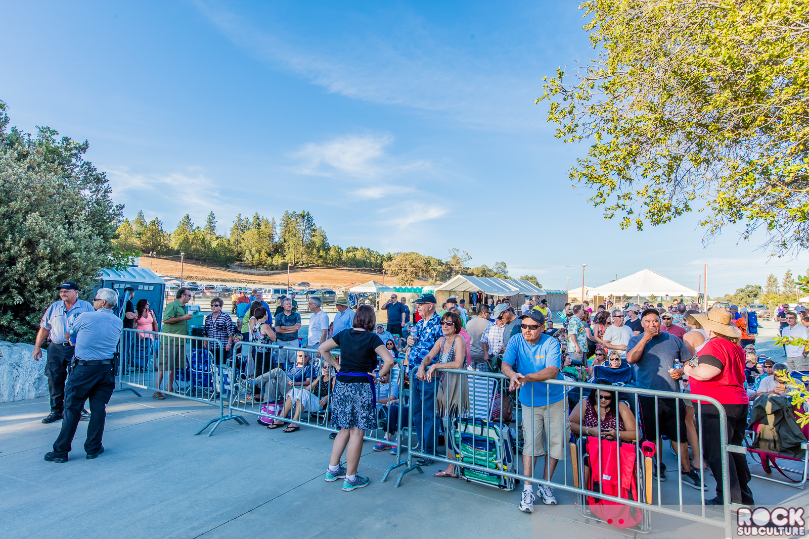 Hall-And-Oates-Ironstone-Amphitheatre-2015-Concert-Photos-Review-Murphys-CA-007