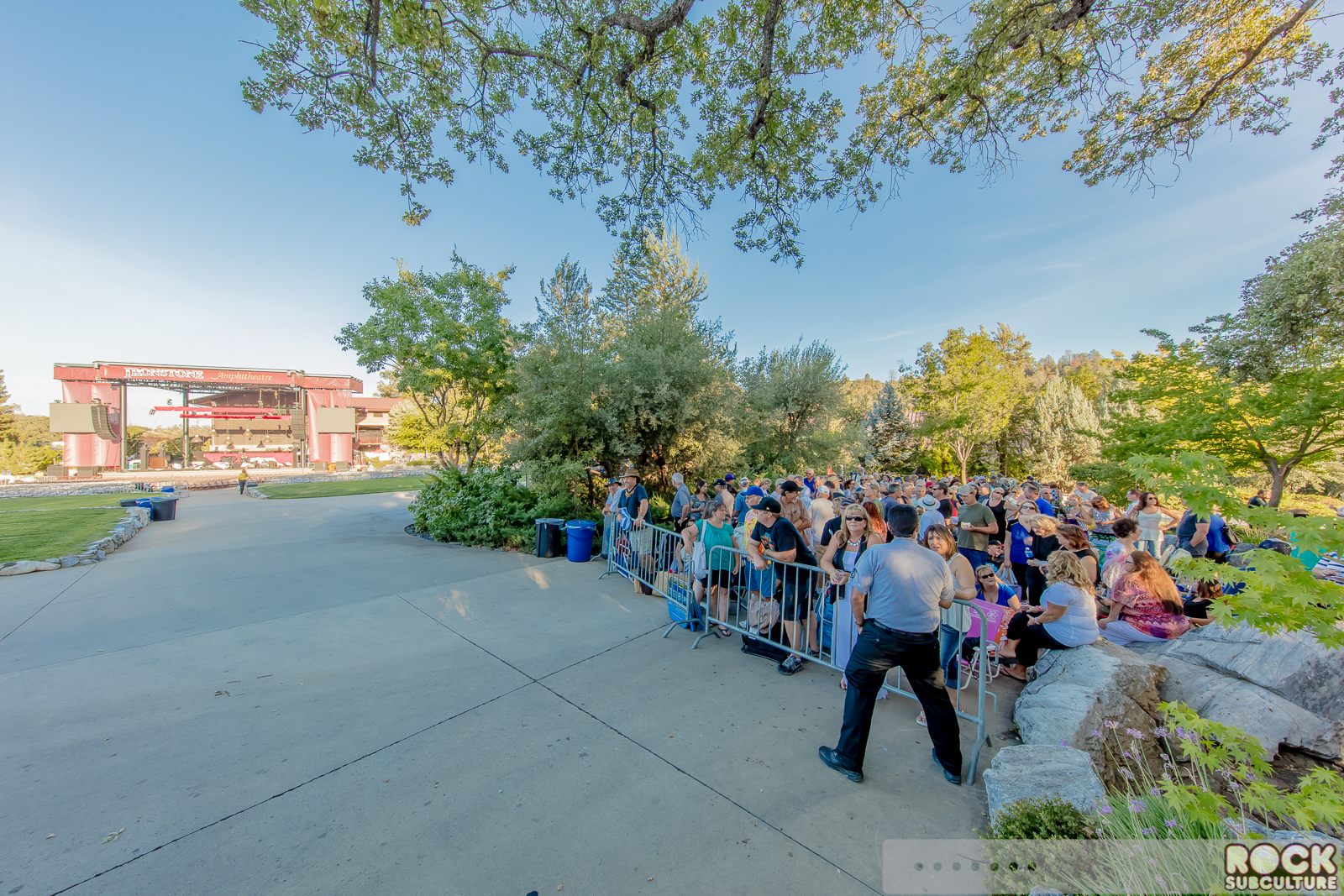 Hall-And-Oates-Ironstone-Amphitheatre-2015-Concert-Photos-Review-Murphys-CA-008