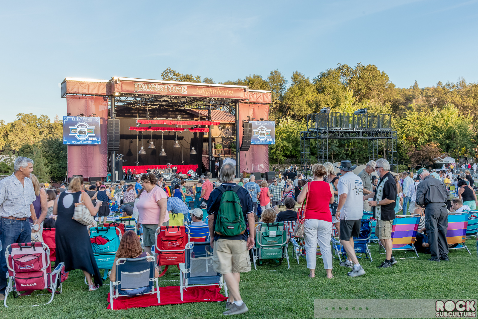 Hall-And-Oates-Ironstone-Amphitheatre-2015-Concert-Photos-Review-Murphys-CA-020