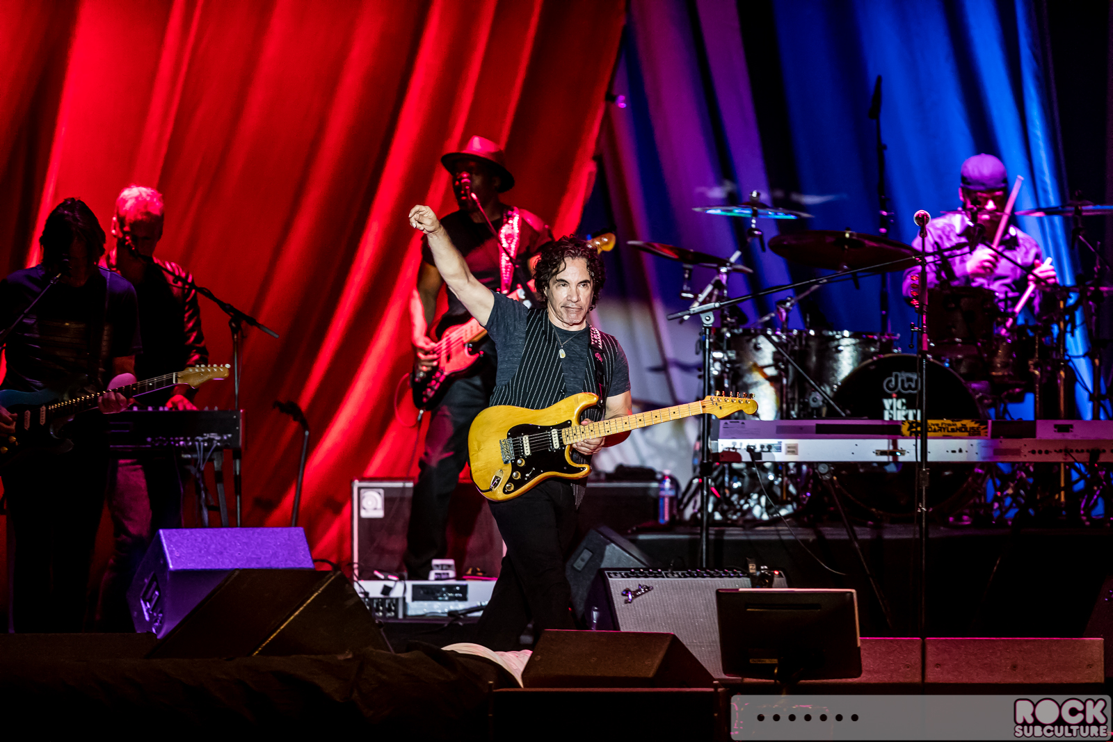 Hall-And-Oates-Ironstone-Amphitheatre-2015-Concert-Photos-Review-Murphys-CA-045