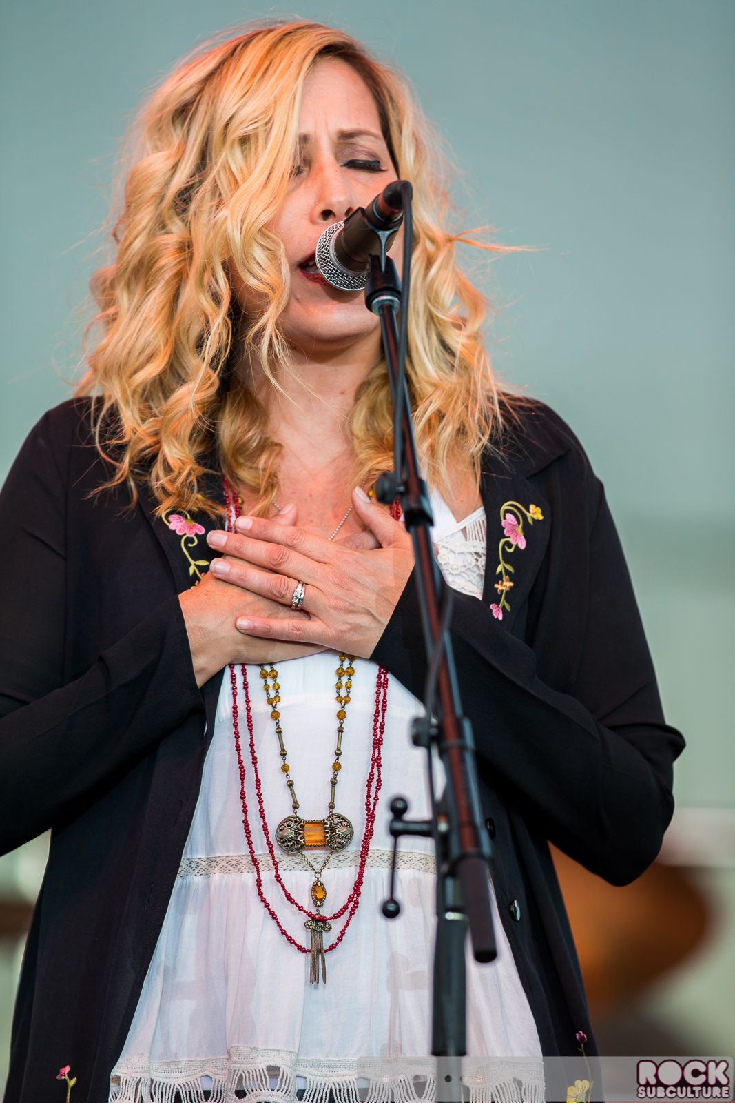 Heart-2015-Tour-Photos-Concert-Review-Photography-Lincoln-Thunder-Valley-Ann-Nancy-Wilson-016