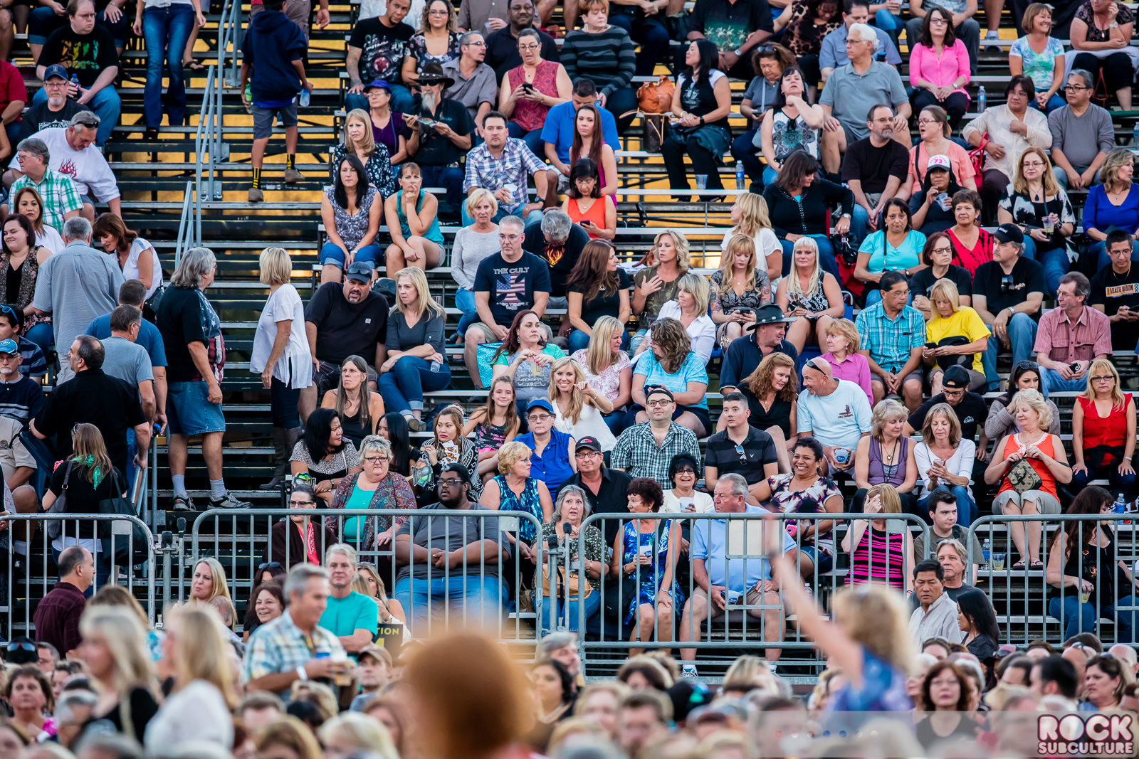 Heart-2015-Tour-Photos-Concert-Review-Photography-Lincoln-Thunder-Valley-Ann-Nancy-Wilson-040