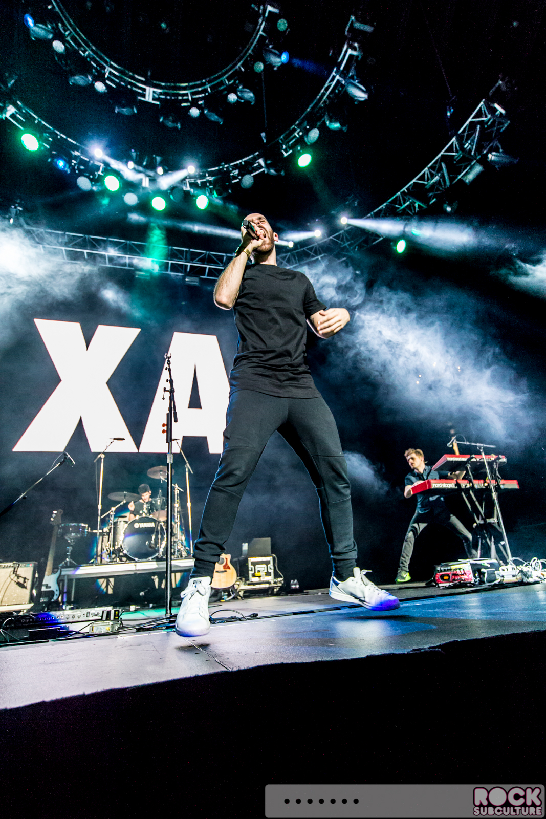 Live-105-NSSN-Not-So-Silent-Night-2015-Photos-Concert-Review-Line-Up-Set-List-012