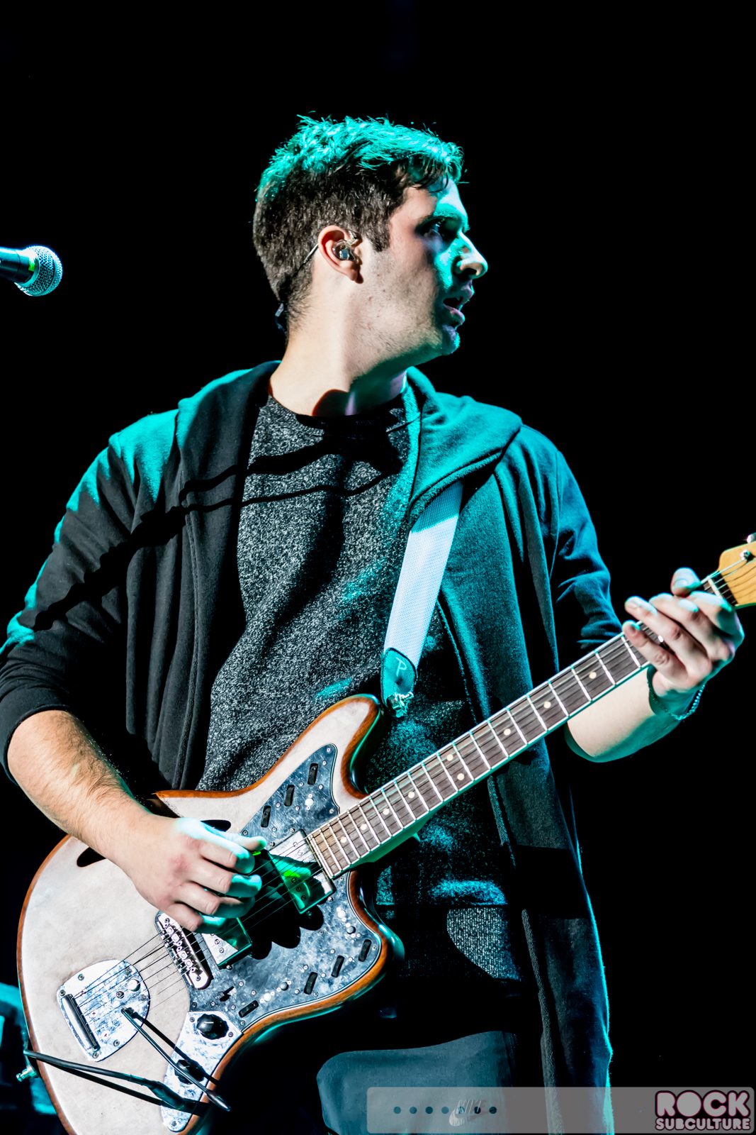Live-105-NSSN-Not-So-Silent-Night-2015-Photos-Concert-Review-Line-Up-Set-List-016