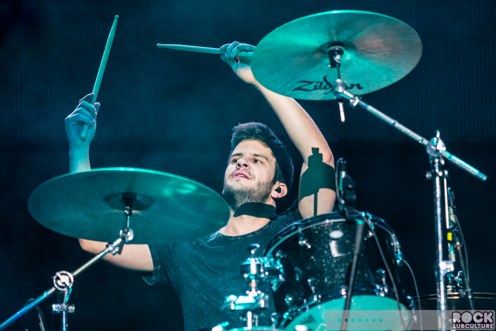 Live-105-NSSN-Not-So-Silent-Night-2015-Photos-Concert-Review-Line-Up-Set-List-018