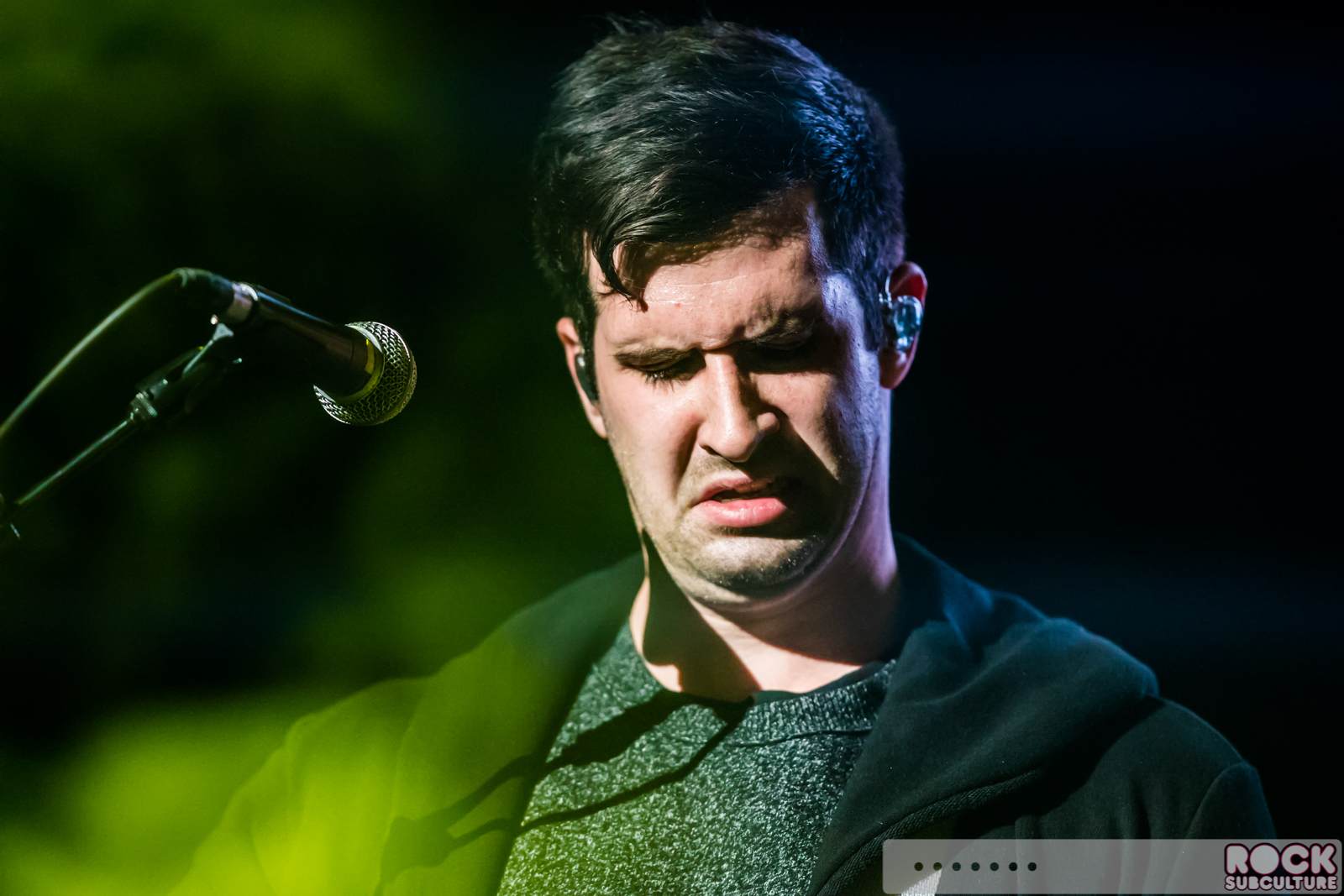 Live-105-NSSN-Not-So-Silent-Night-2015-Photos-Concert-Review-Line-Up-Set-List-023
