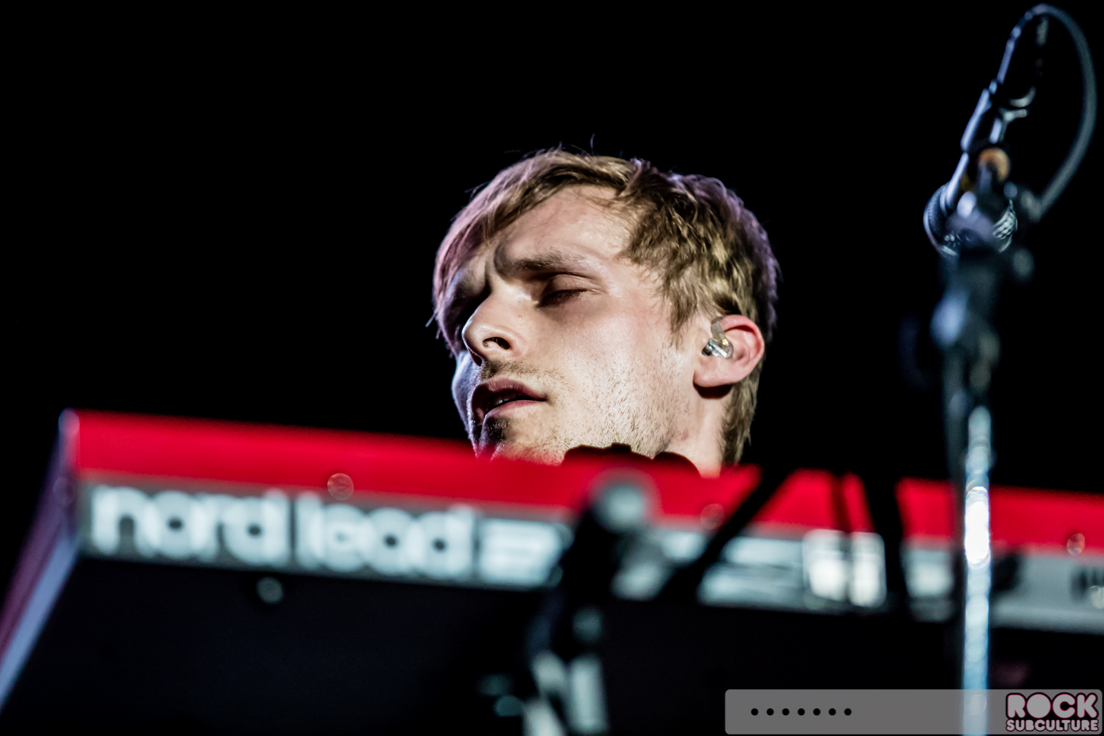 Live-105-NSSN-Not-So-Silent-Night-2015-Photos-Concert-Review-Line-Up-Set-List-052