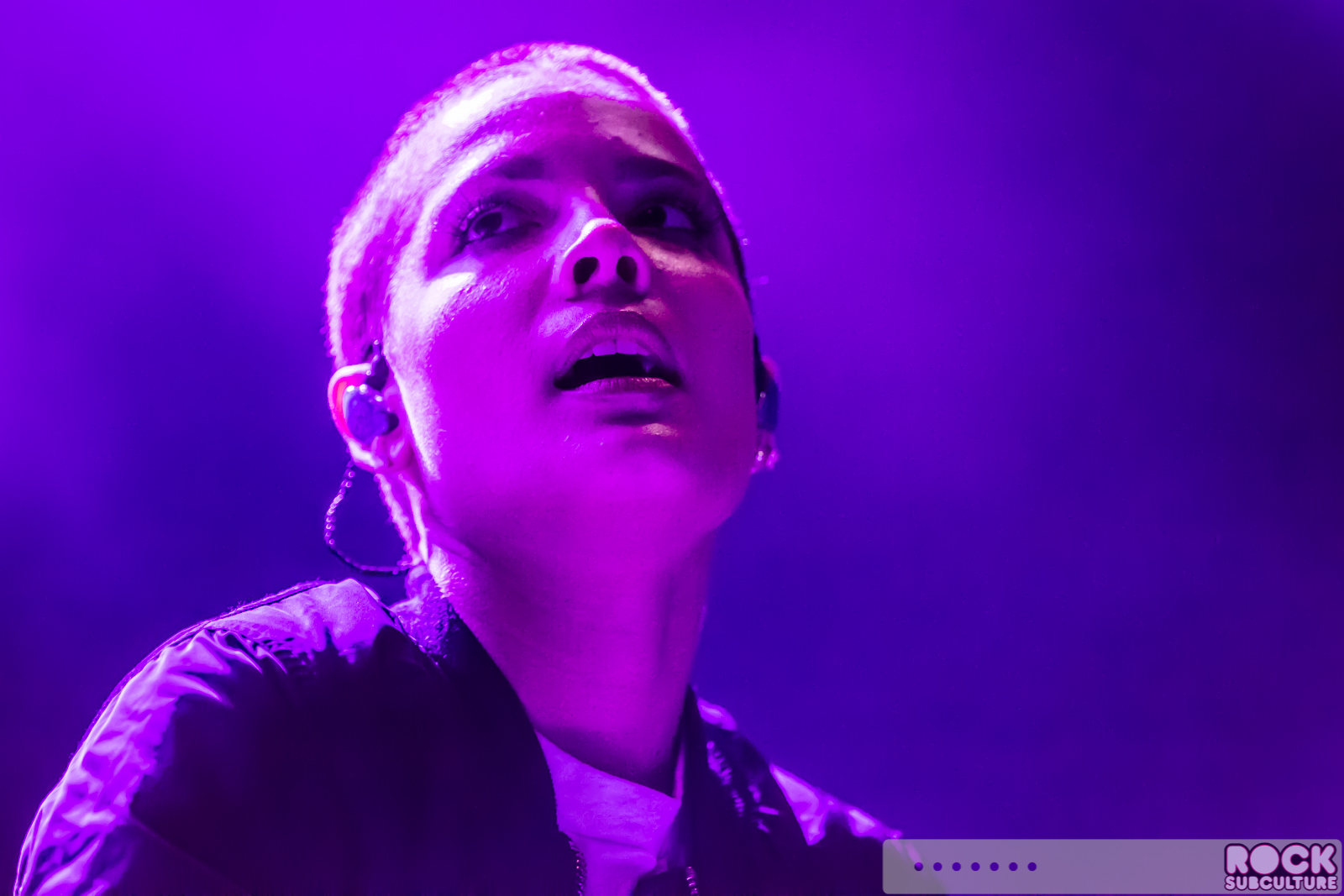 Live-105-NSSN-Not-So-Silent-Night-2015-Photos-Concert-Review-Line-Up-Set-List-172