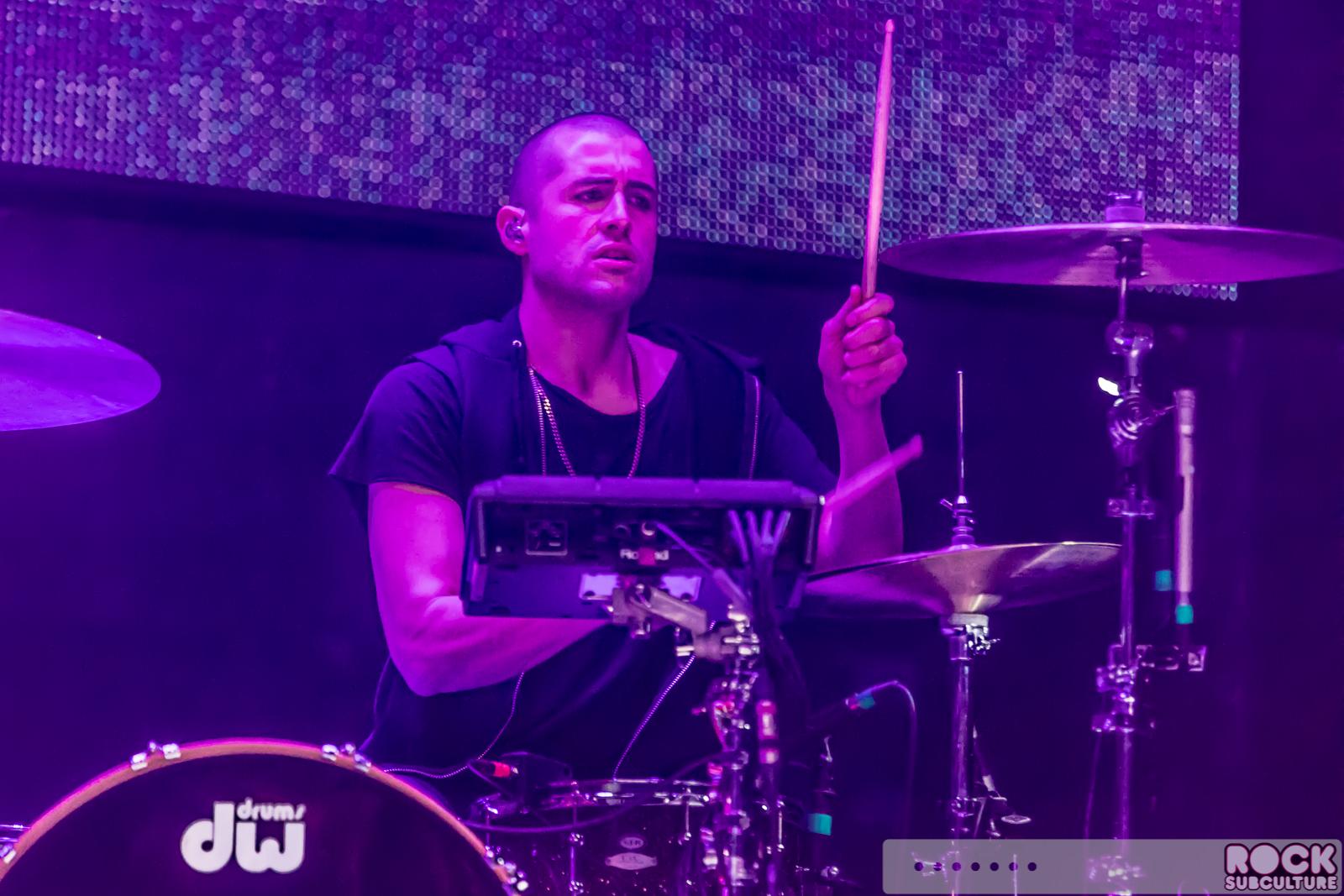 Live-105-NSSN-Not-So-Silent-Night-2015-Photos-Concert-Review-Line-Up-Set-List-185