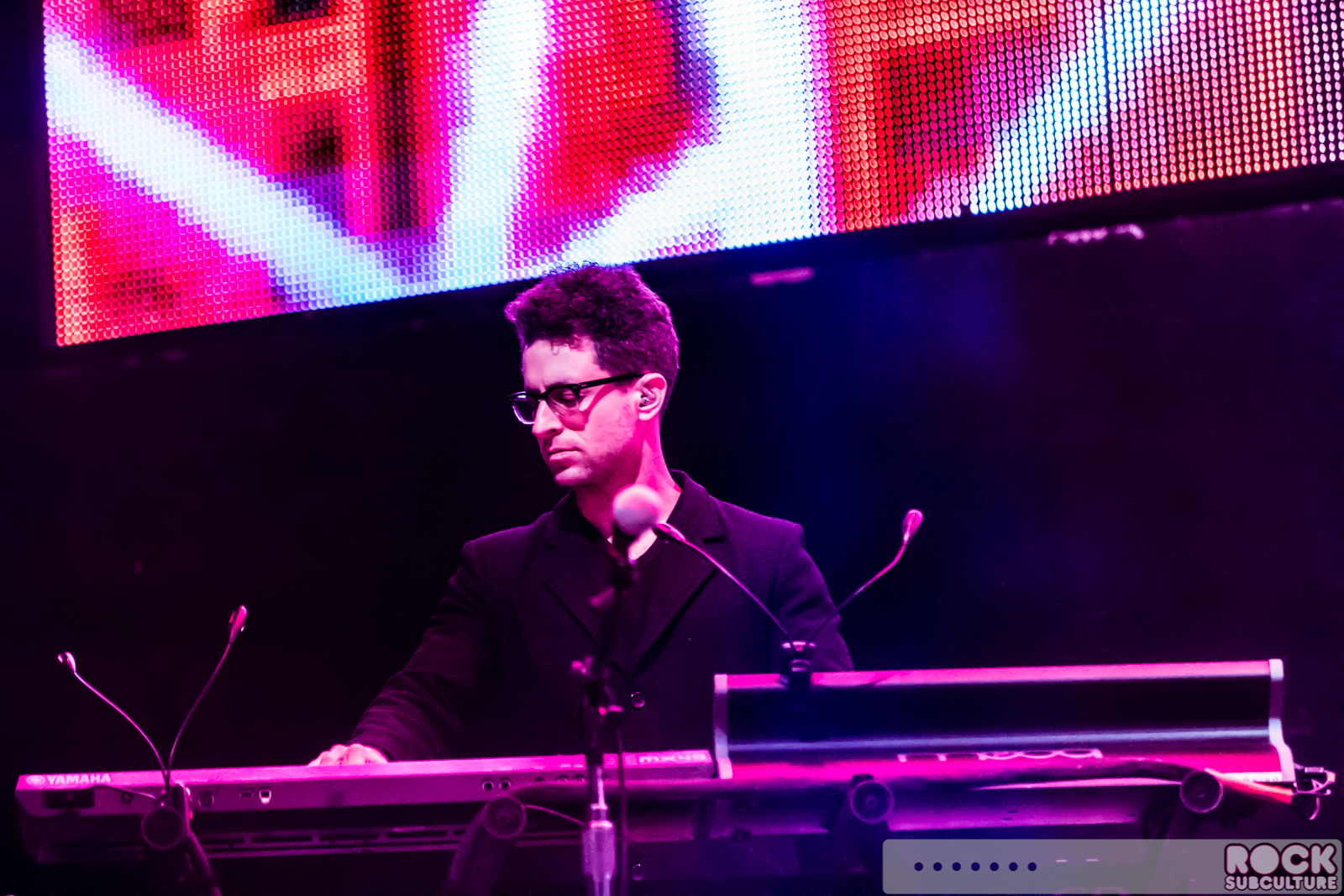 Live-105-NSSN-Not-So-Silent-Night-2015-Photos-Concert-Review-Line-Up-Set-List-195