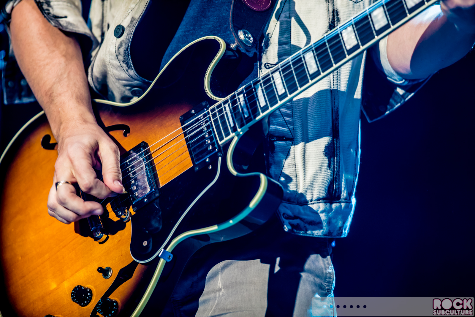 Live-105-NSSN-Not-So-Silent-Night-2015-Photos-Concert-Review-Line-Up-Set-List-233
