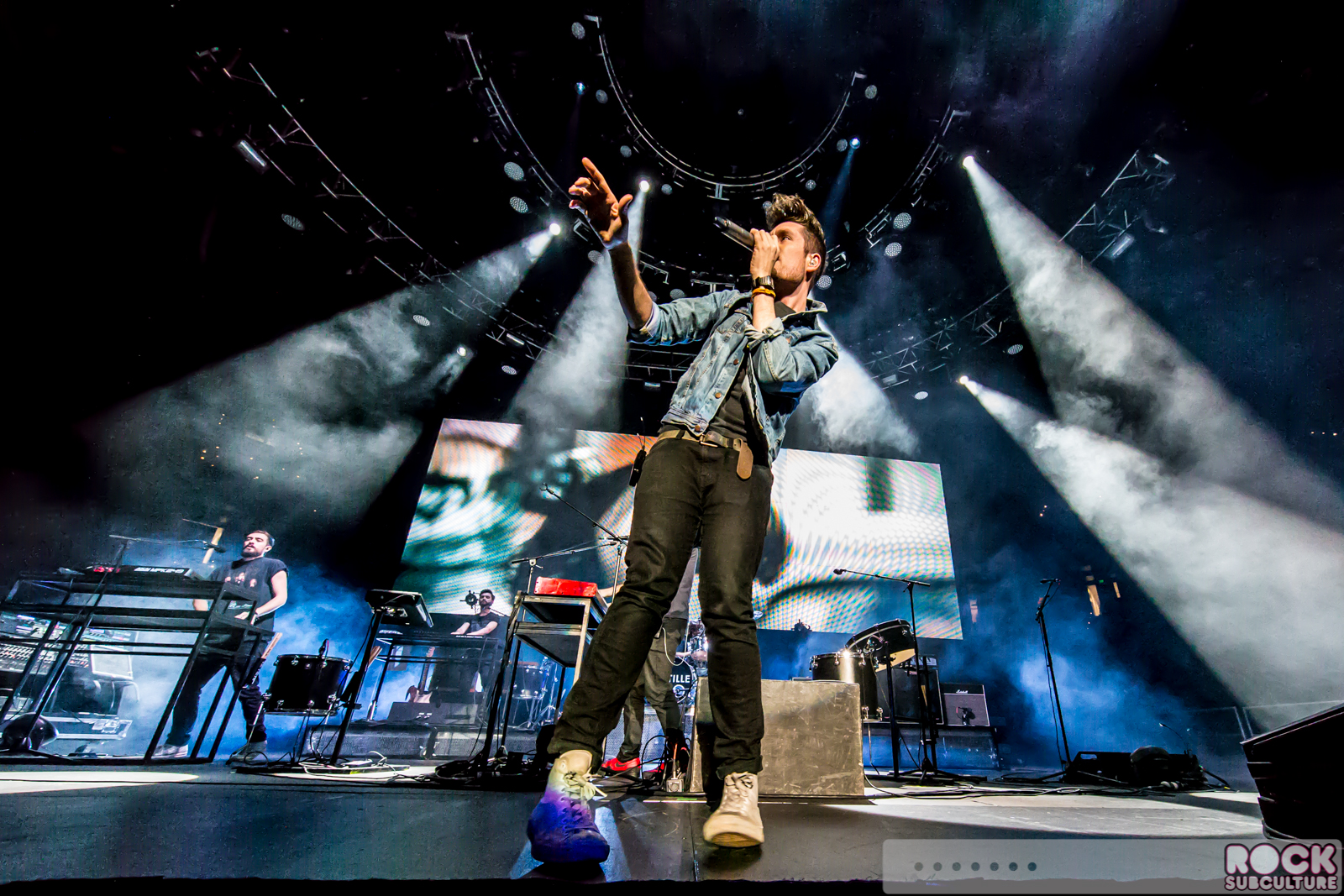 Live-105-NSSN-Not-So-Silent-Night-2015-Photos-Concert-Review-Line-Up-Set-List-308