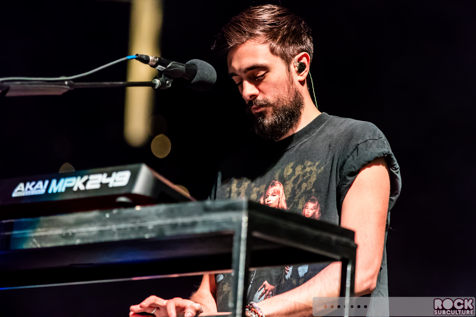 Live-105-NSSN-Not-So-Silent-Night-2015-Photos-Concert-Review-Line-Up-Set-List-316