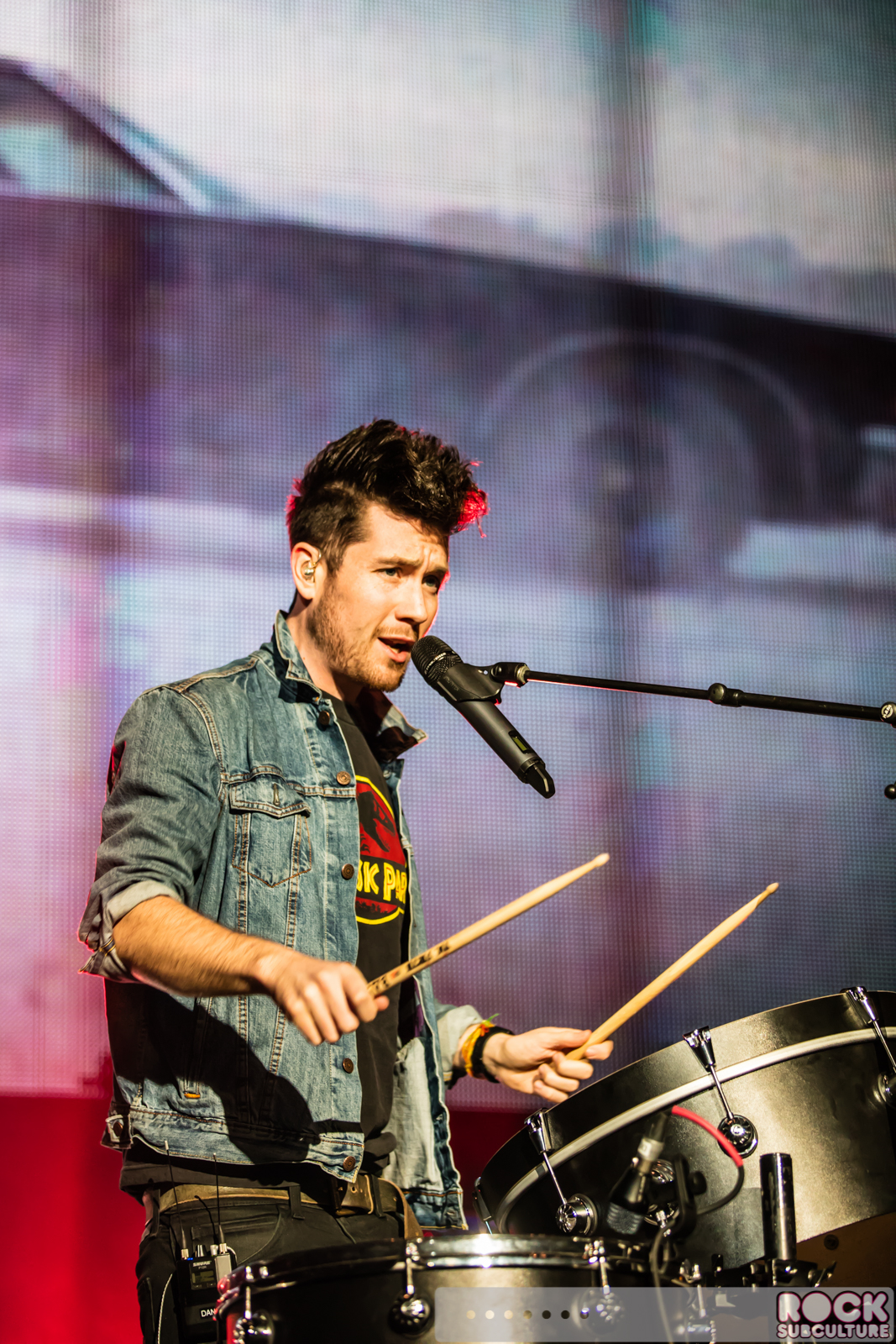 Live-105-NSSN-Not-So-Silent-Night-2015-Photos-Concert-Review-Line-Up-Set-List-330