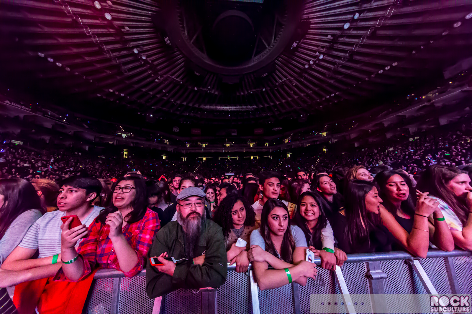 Live-105-NSSN-Not-So-Silent-Night-2015-Photos-Concert-Review-Line-Up-Set-List-353