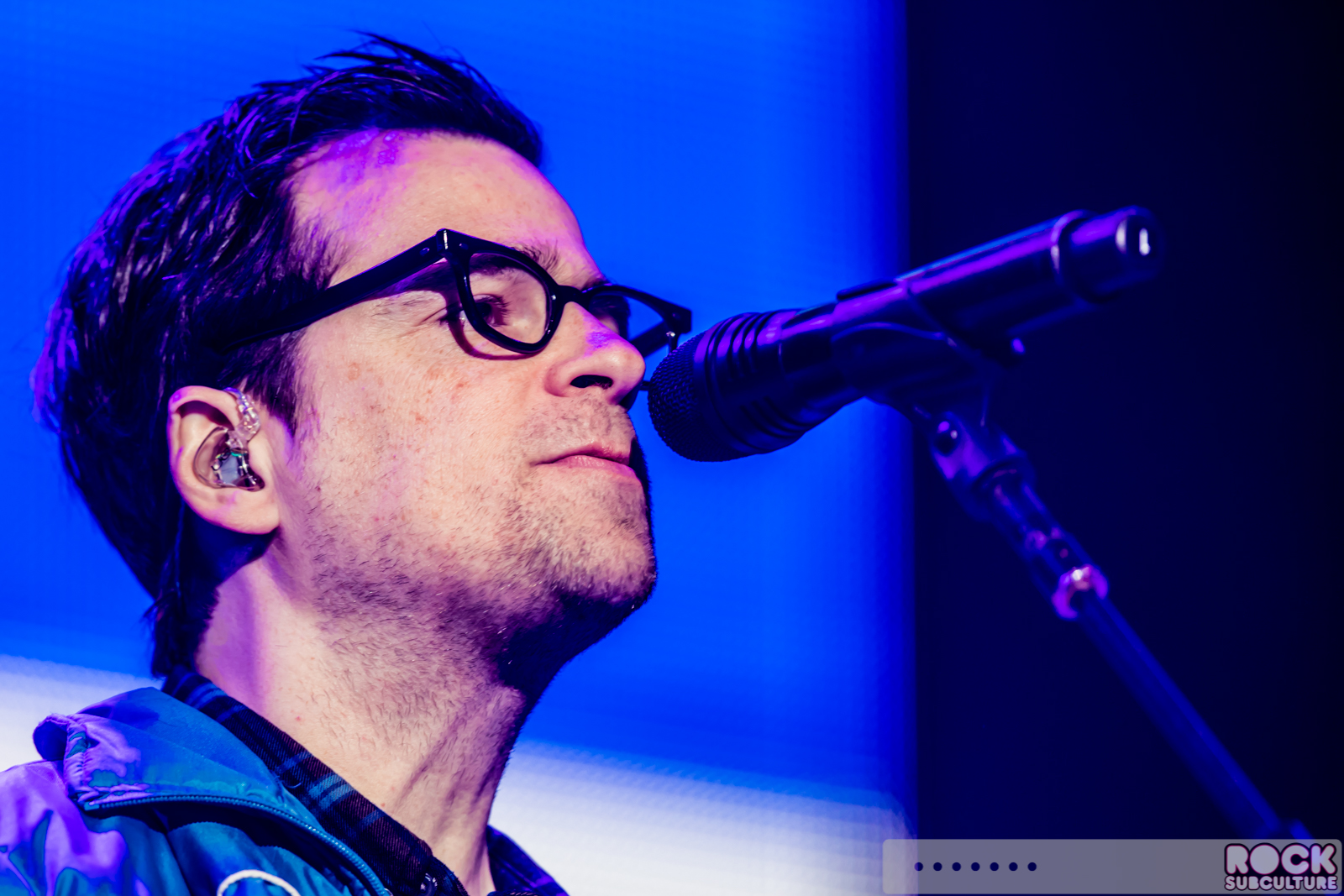 Live-105-NSSN-Not-So-Silent-Night-2015-Photos-Concert-Review-Line-Up-Set-List-421