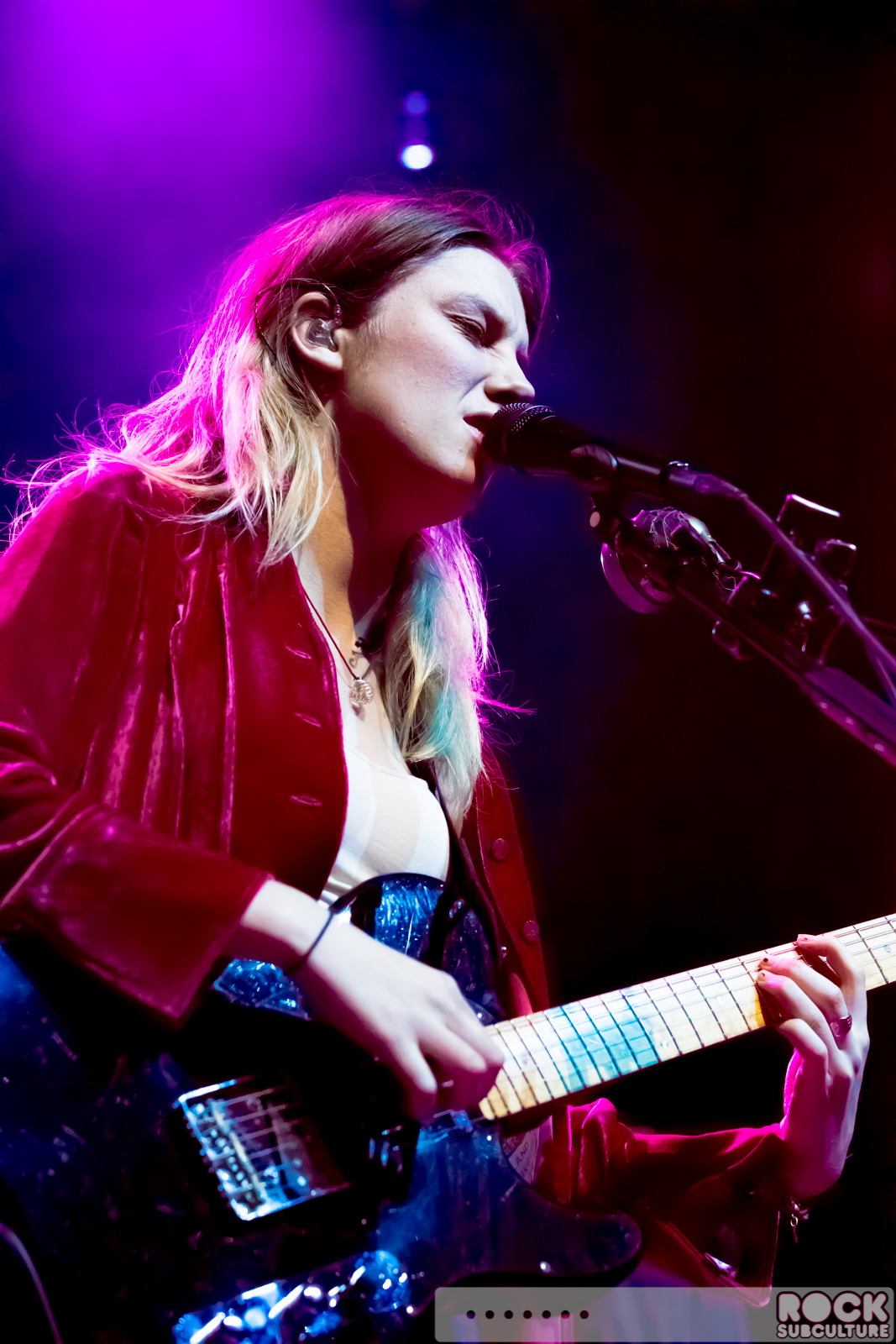 Chvrches-Wolf-Alice-2016-Concert-Review-Tour-Photos-Fox-Theater-Oakland-012