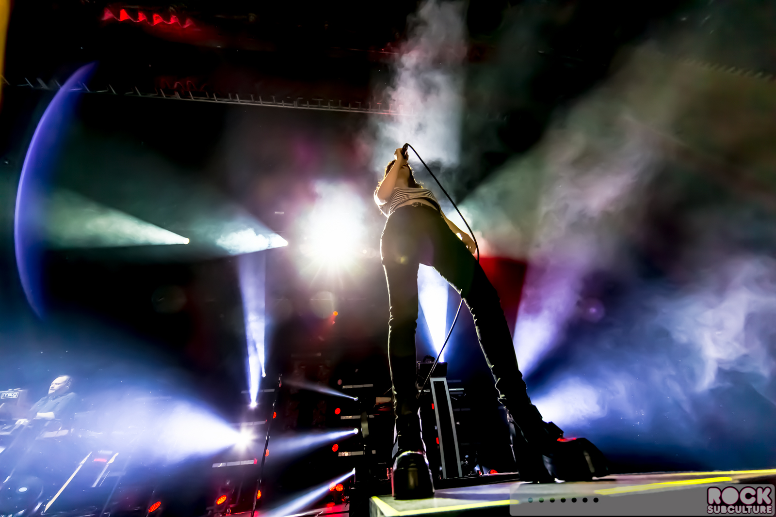 Chvrches-Wolf-Alice-2016-Concert-Review-Tour-Photos-Fox-Theater-Oakland-034