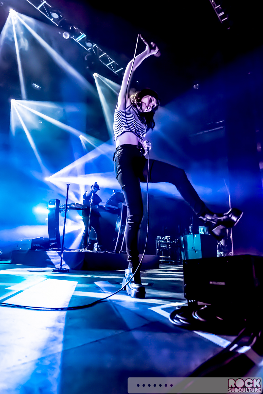 Chvrches-Wolf-Alice-2016-Concert-Review-Tour-Photos-Fox-Theater-Oakland-040