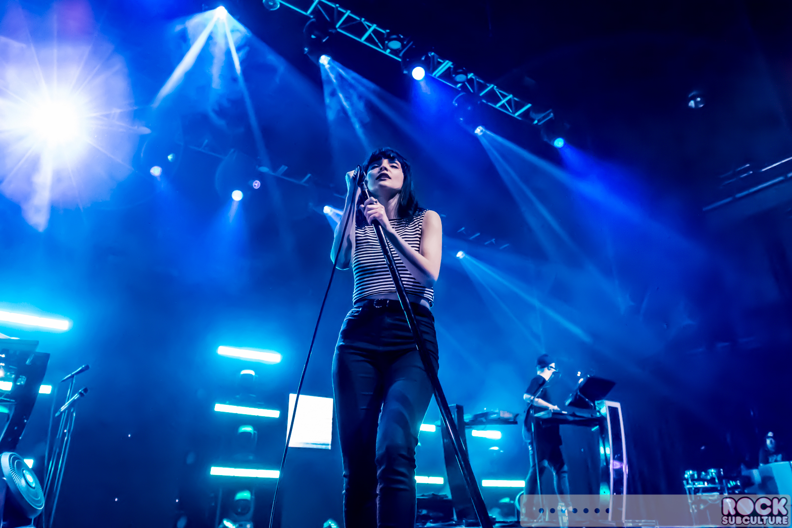 Chvrches-Wolf-Alice-2016-Concert-Review-Tour-Photos-Fox-Theater-Oakland-043
