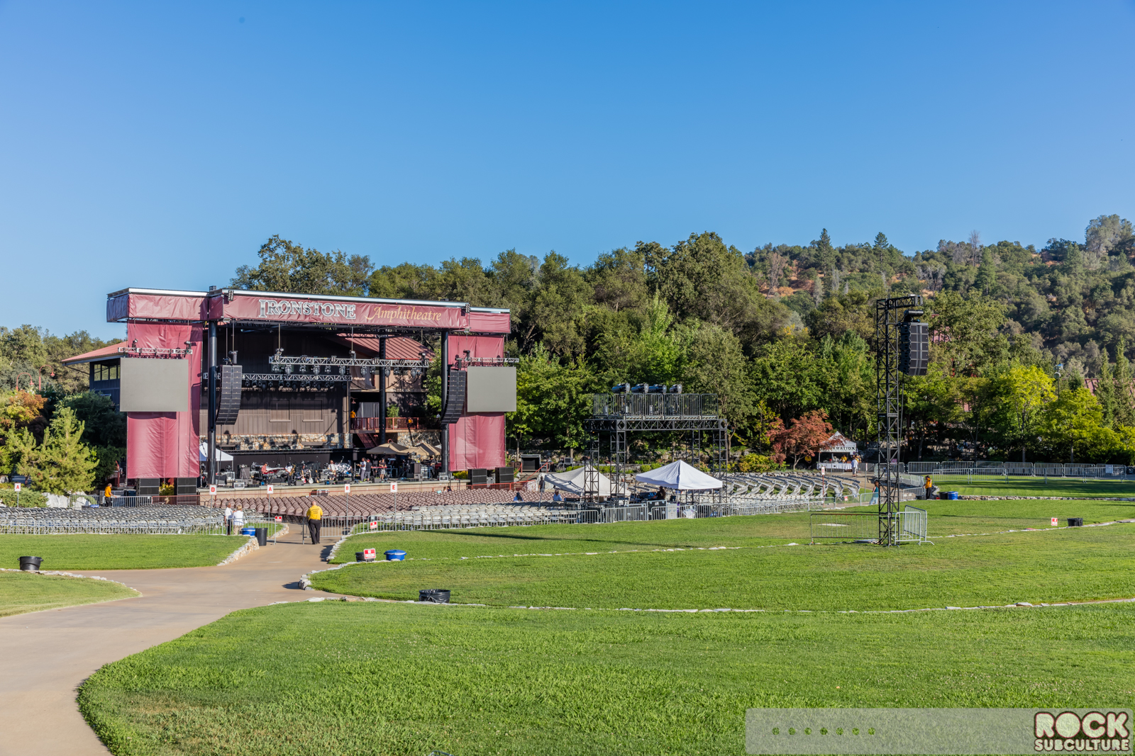 Train-2016-Tour-Concert-Review-English-Beat-Ironstone-Amphitheatre-Vineyards-REG-Entertainment-002