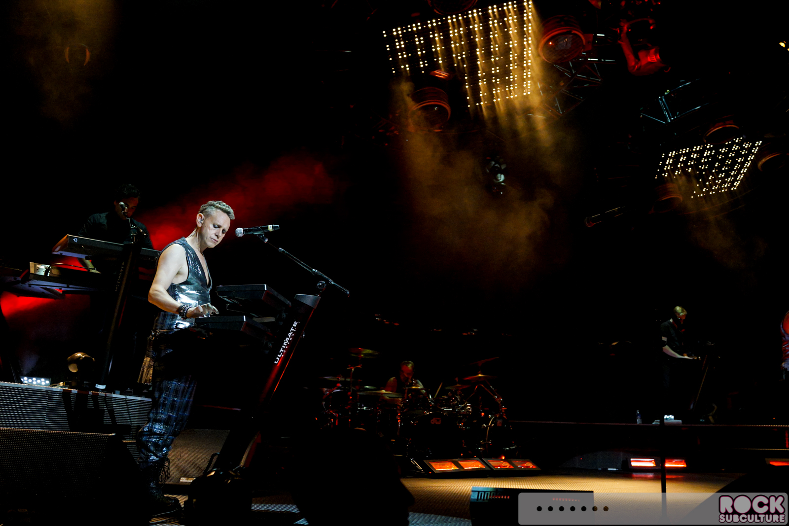 Depeche-Mode-Delta-Machine-Tour-2013-Las-Vegas-Palms-Concert-Photos-Review-08