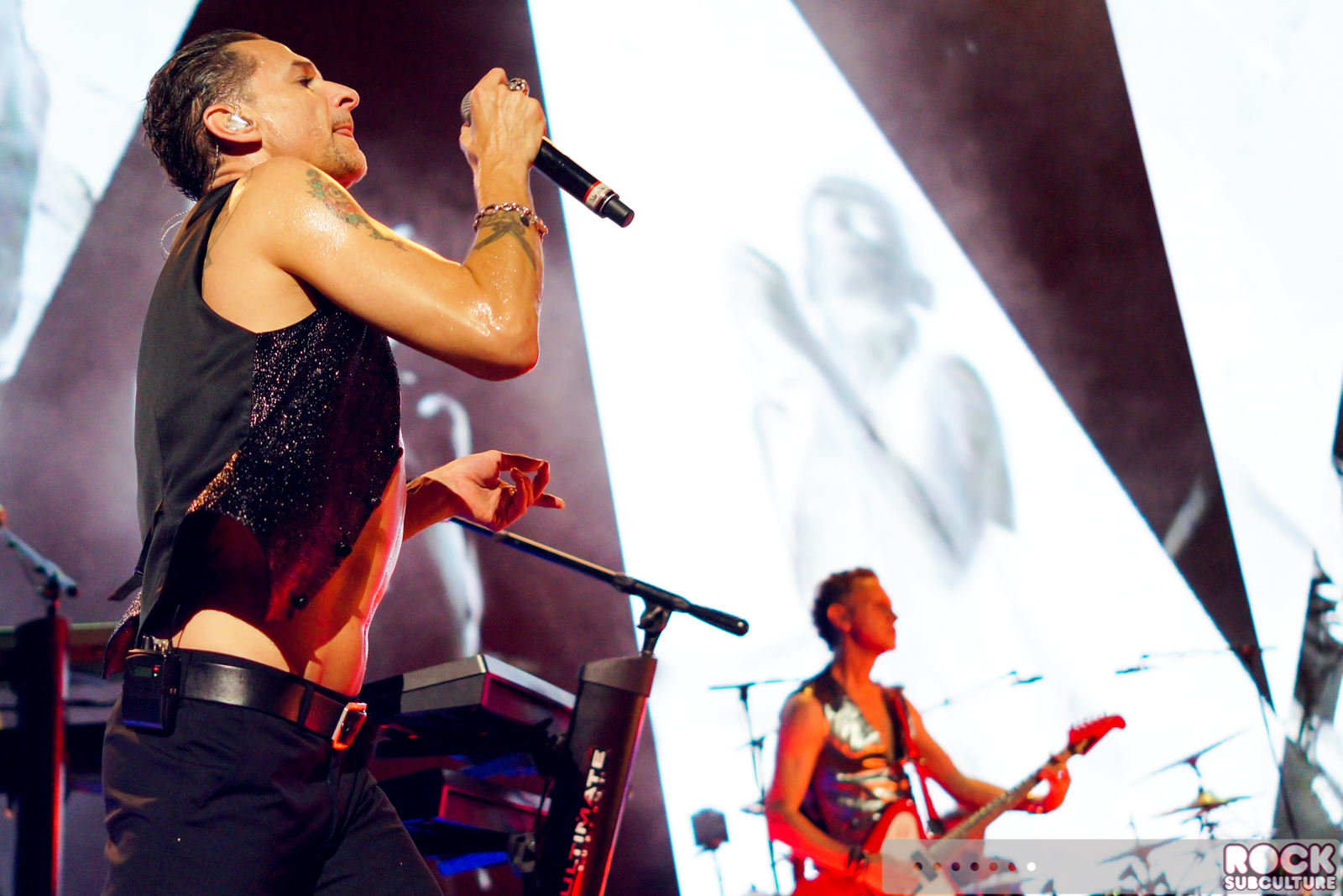 Depeche-Mode-Delta-Machine-Tour-2013-Las-Vegas-Palms-Concert-Photos-Review-18