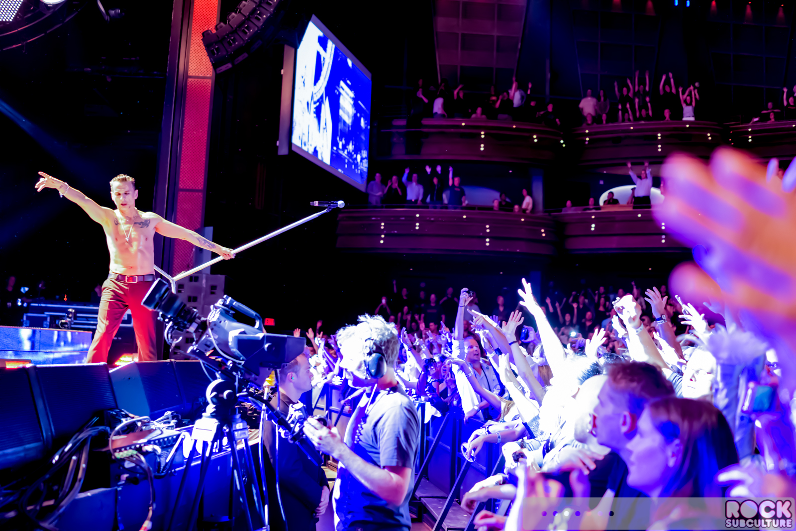 Depeche-Mode-Delta-Machine-Tour-2013-Las-Vegas-Palms-Concert-Photos-Review-28