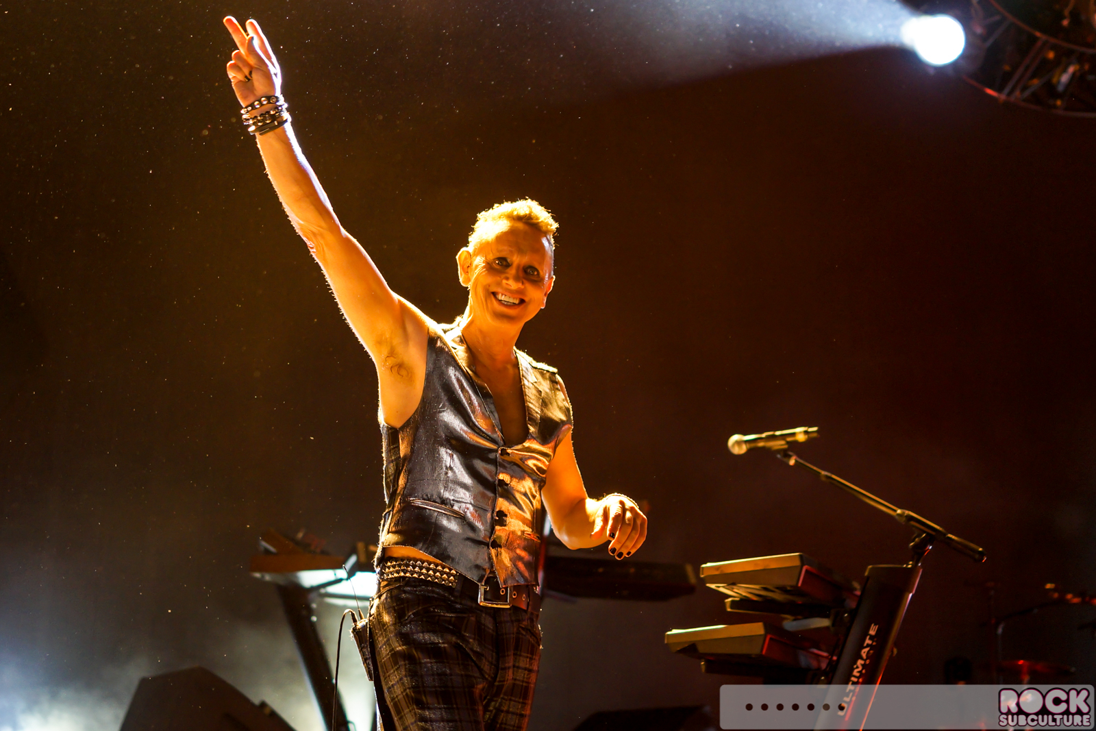 Depeche-Mode-Delta-Machine-Tour-2013-Las-Vegas-Palms-Concert-Photos-Review-33