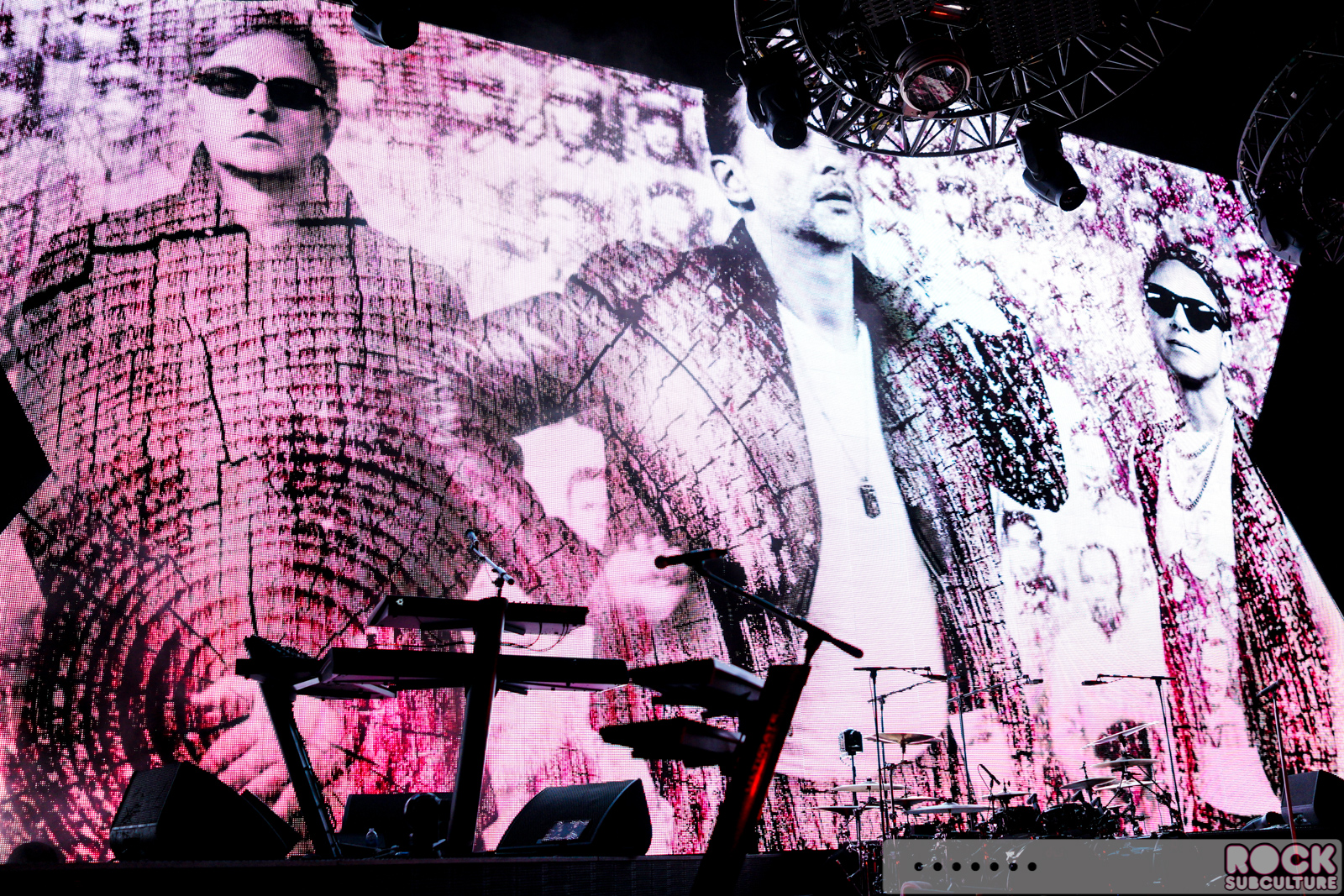 Depeche-Mode-Delta-Machine-Tour-2013-Las-Vegas-Palms-Concert-Photos-Review-35