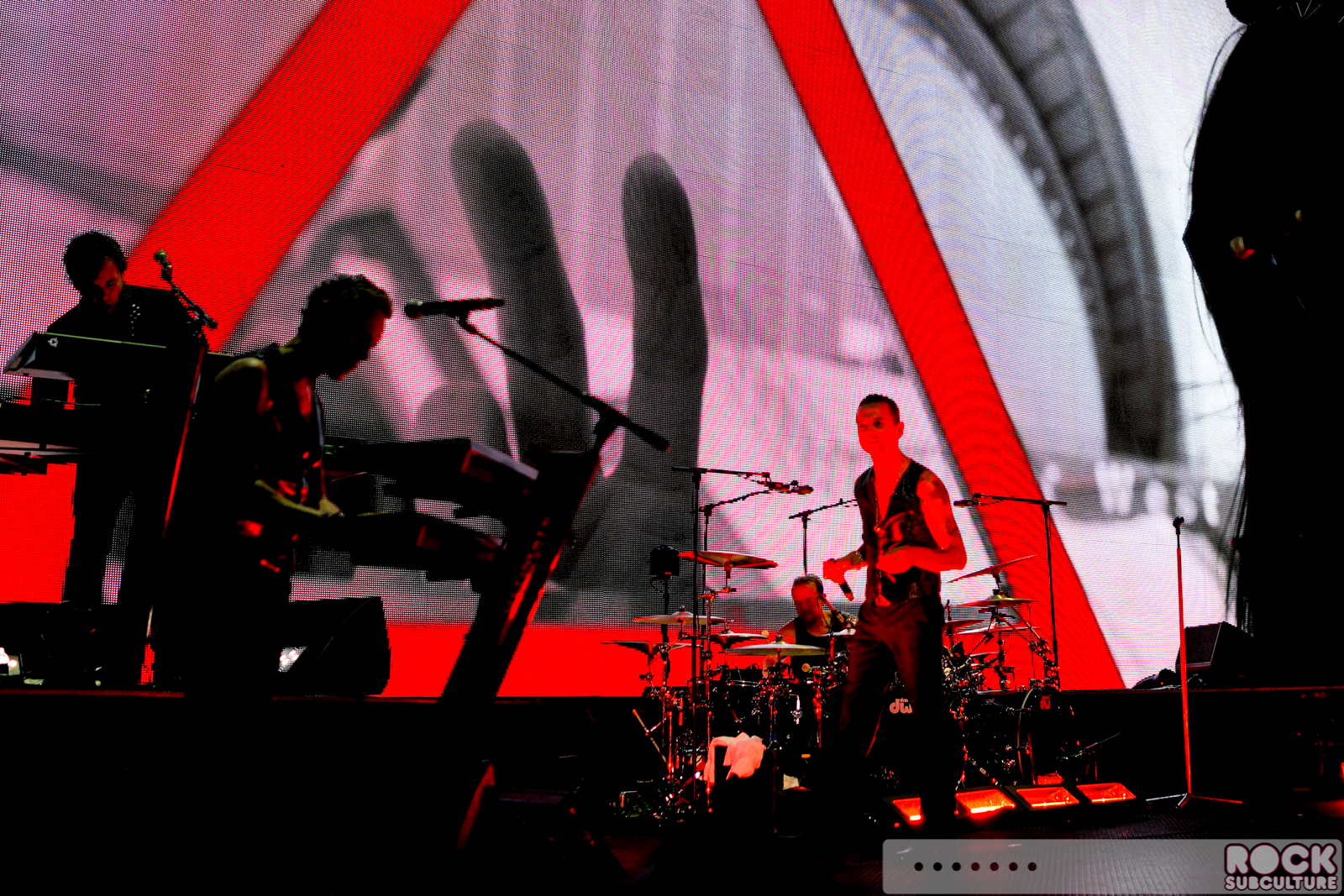 Depeche-Mode-Delta-Machine-Tour-2013-Las-Vegas-Palms-Concert-Photos-Review-41
