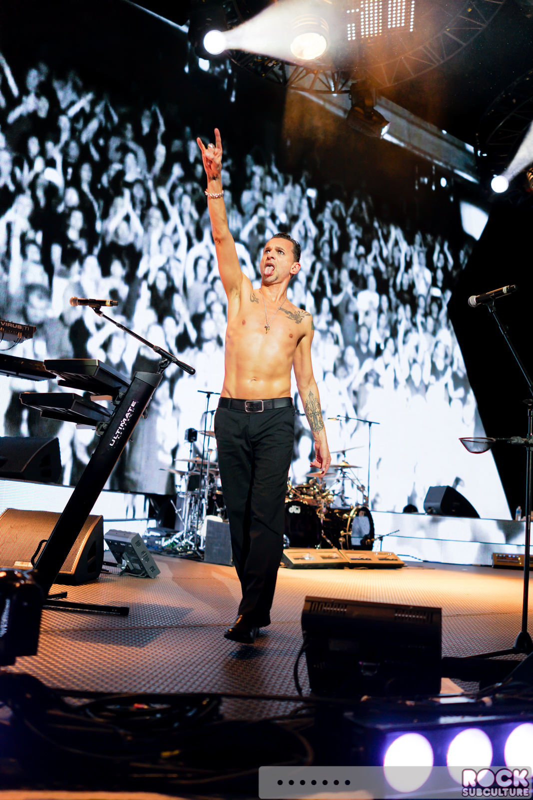 Depeche-Mode-Delta-Machine-Tour-2013-Las-Vegas-Palms-Concert-Photos-Review-72
