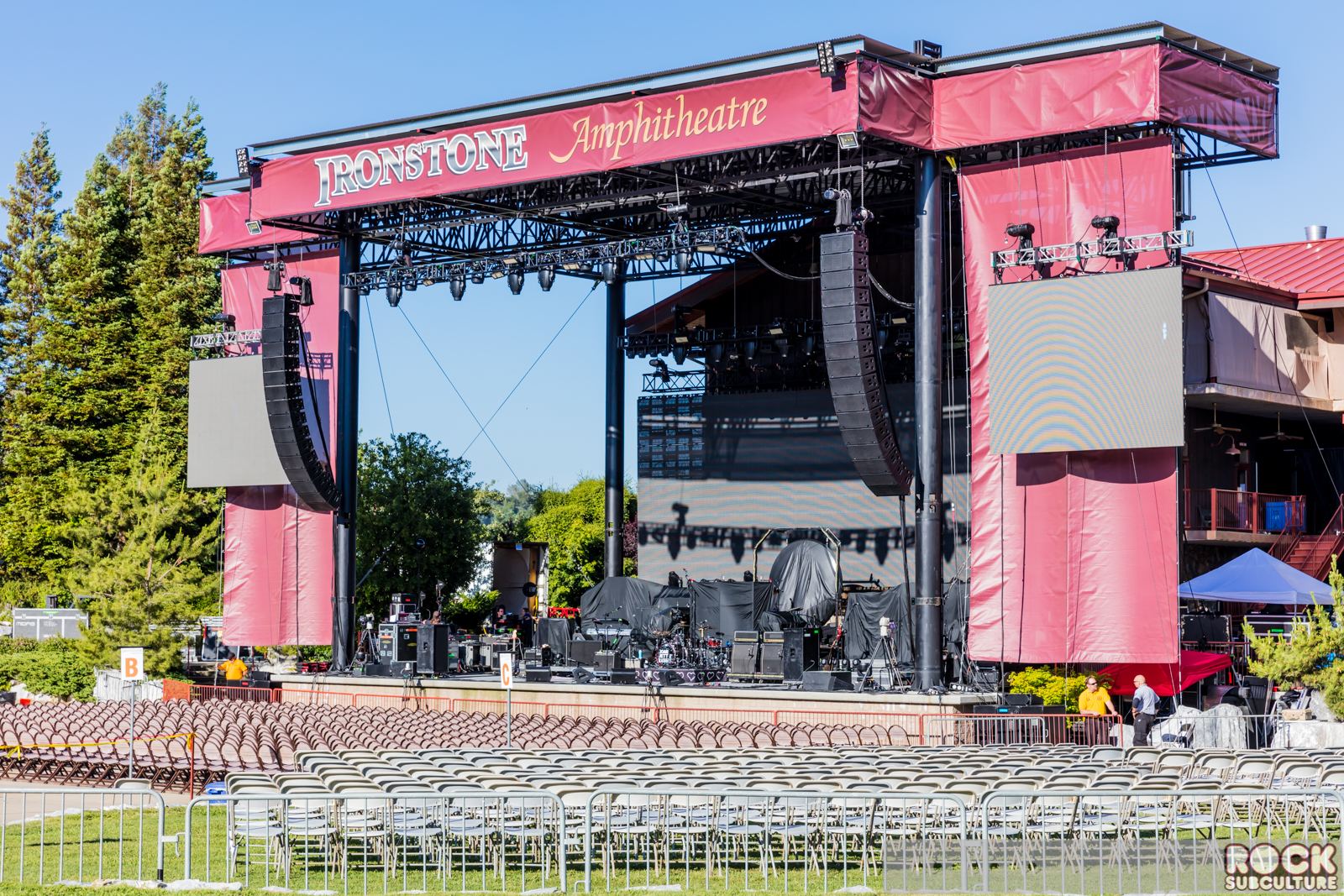 Boston-Joan-Jett-2017-Concert-Tour-Photos-Ironstone-Amphitheatre-Murphys-025