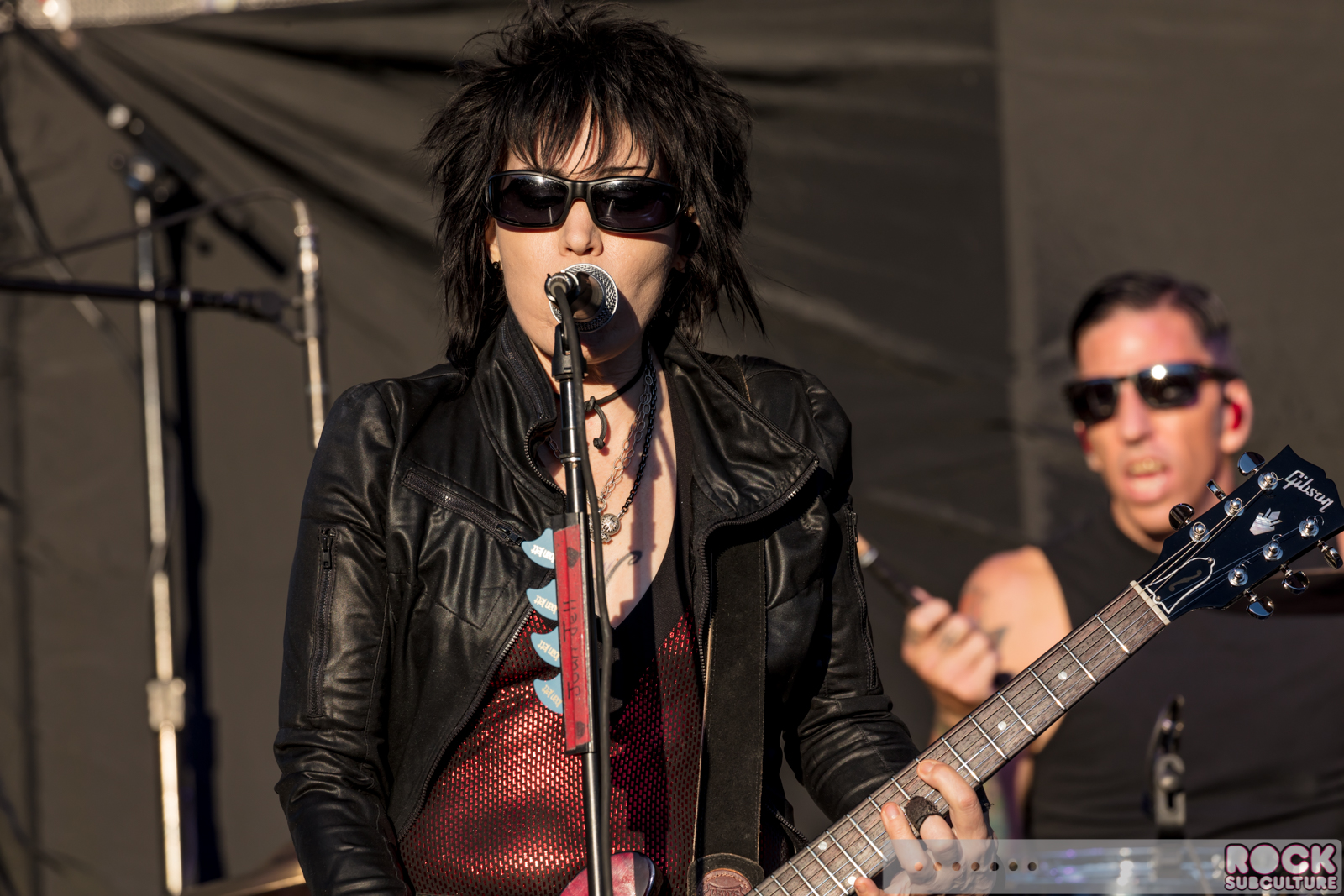 Boston-Joan-Jett-2017-Concert-Tour-Photos-Ironstone-Amphitheatre-Murphys-217