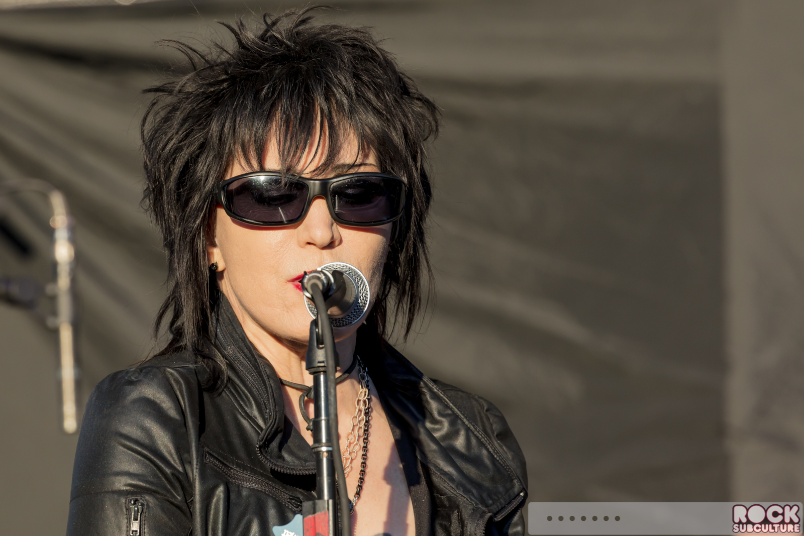 Boston-Joan-Jett-2017-Concert-Tour-Photos-Ironstone-Amphitheatre-Murphys-278