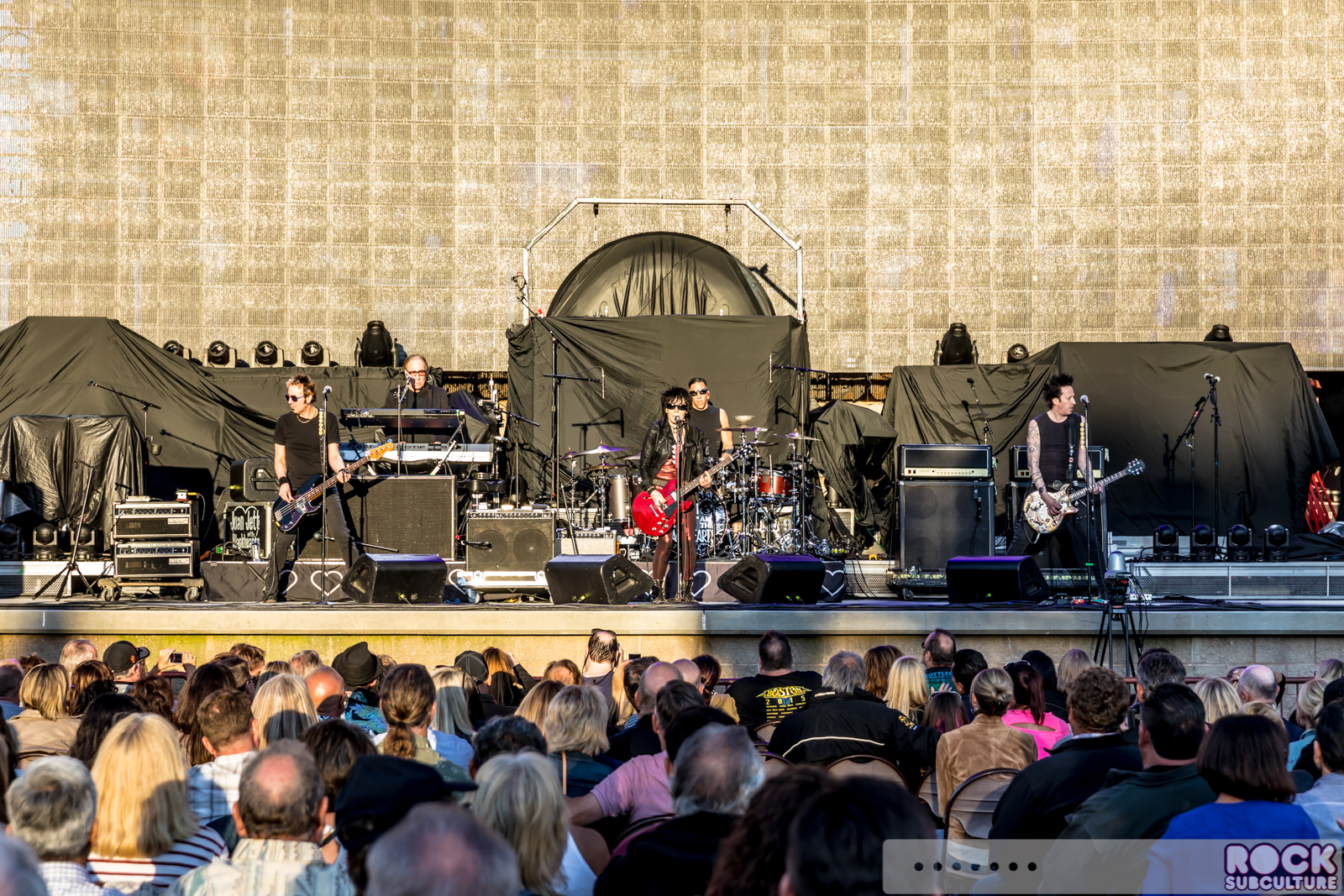 Boston-Joan-Jett-2017-Concert-Tour-Photos-Ironstone-Amphitheatre-Murphys-414